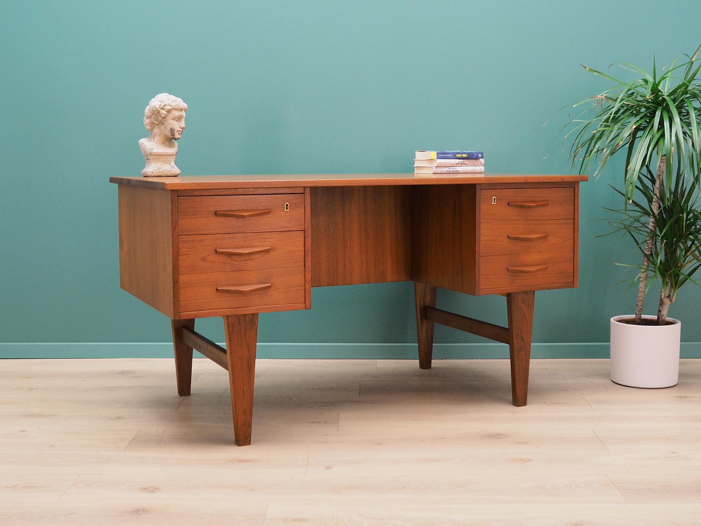 Scandinavian Modern Desk Teak, Danish Design, 1970 For Sale