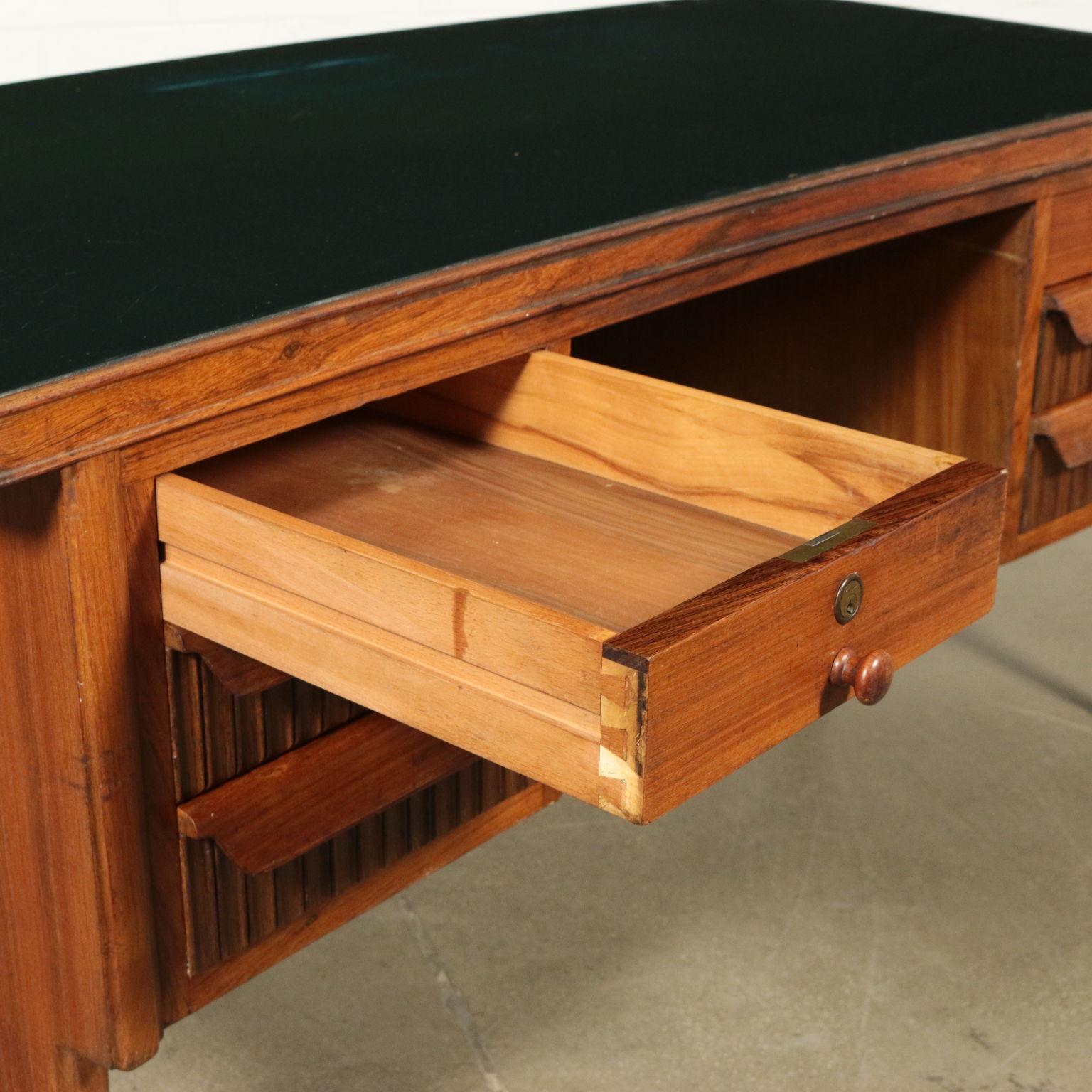 Desk Veneered Wood Maple Back-Treated Glass, Italy, 1950s In Good Condition In Milano, IT