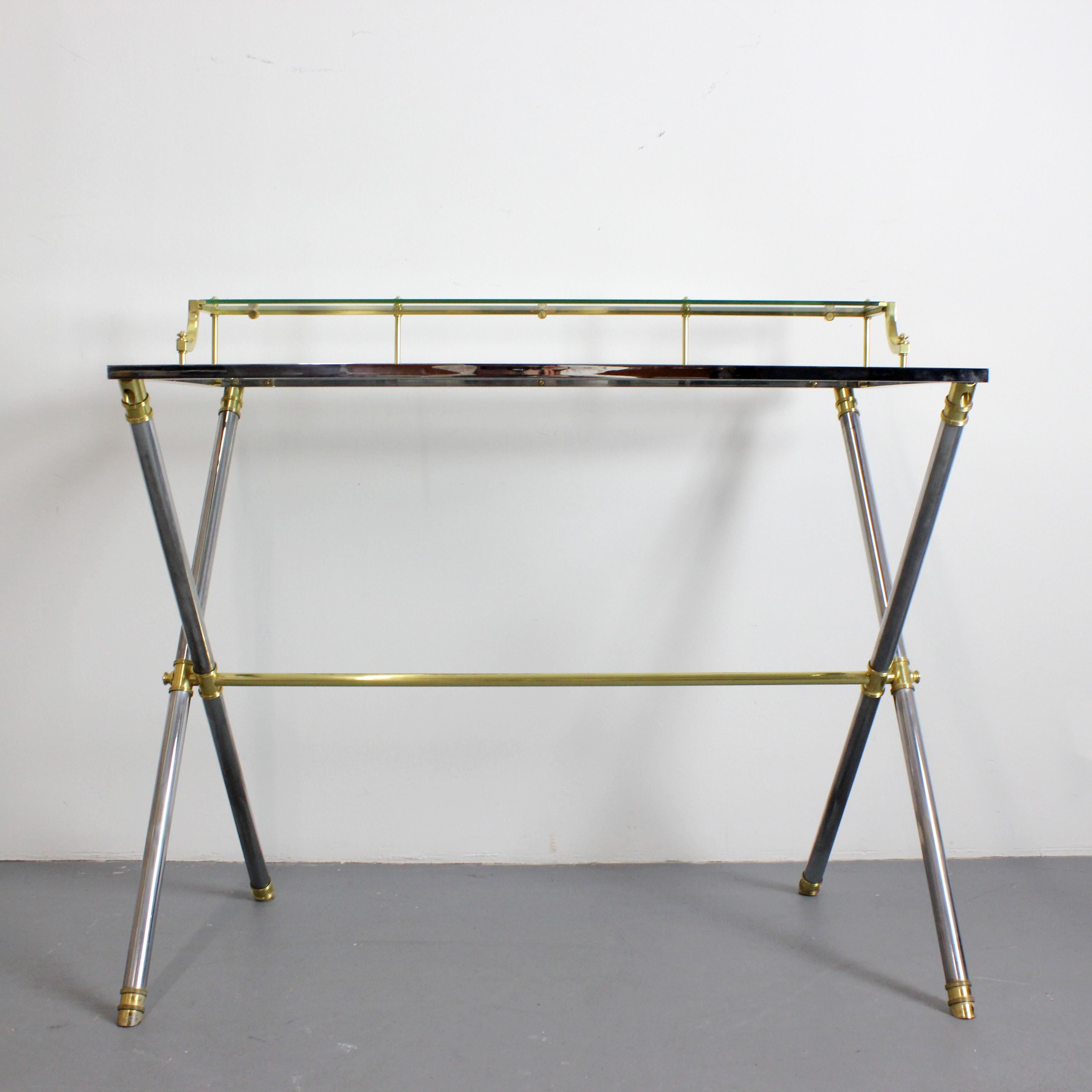 Metà XX secolo Desk with chrome-plated steel frame and gilt-plated brass details, glass top in vendita