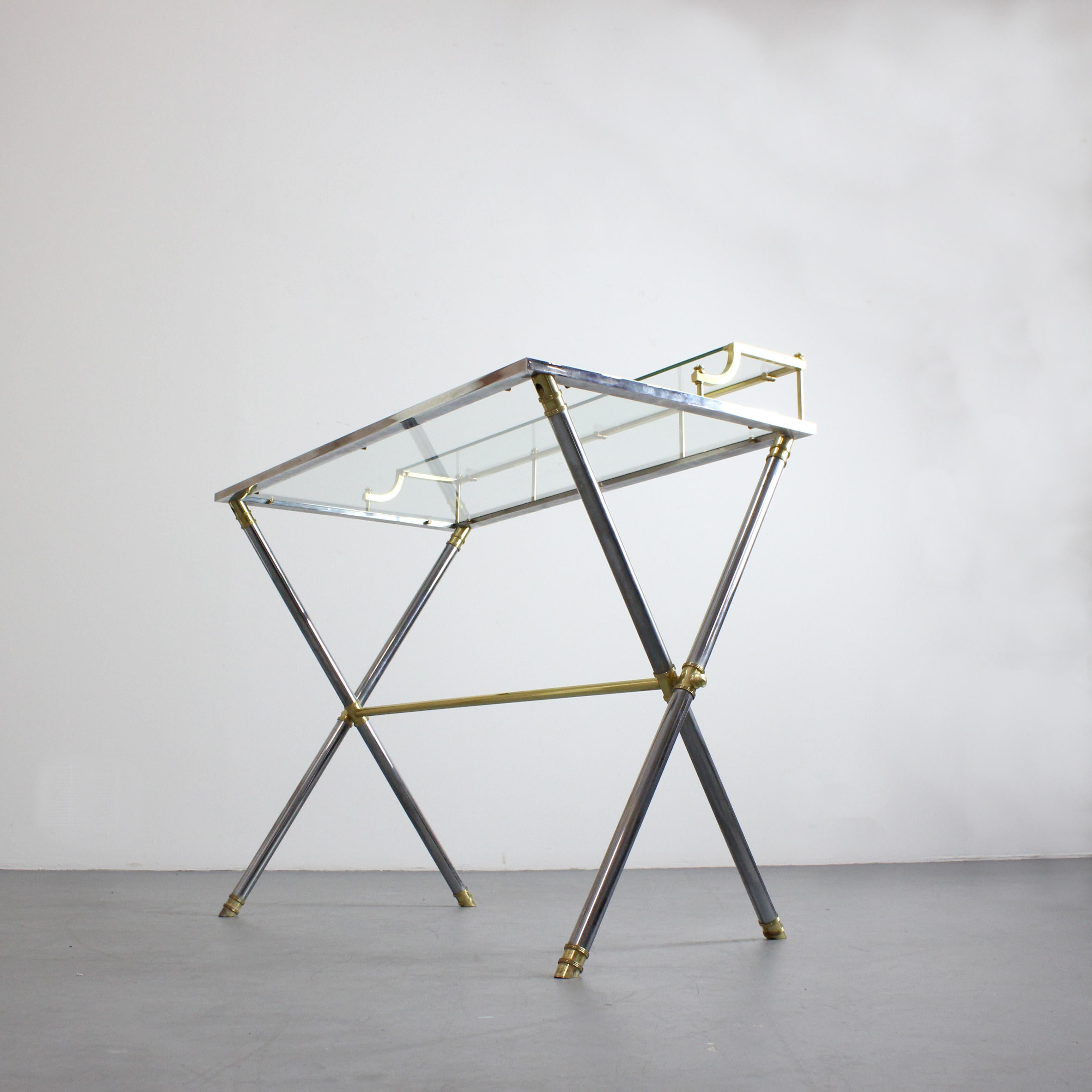 Desk with chrome-plated steel frame and gilt-plated brass details, glass top in vendita 3