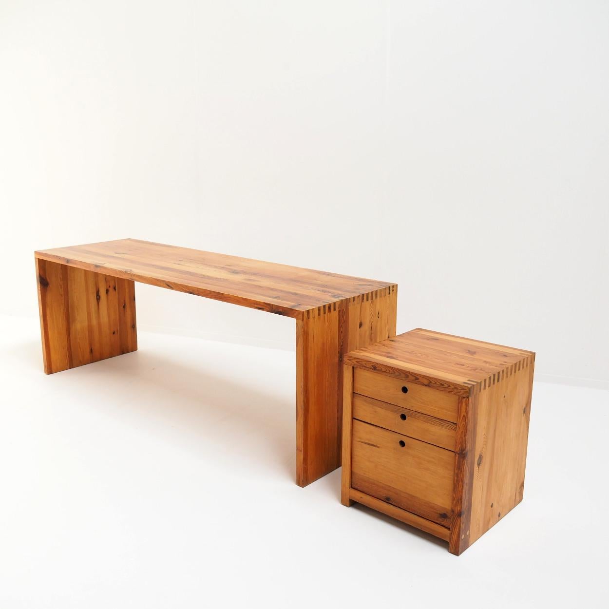 Mid-Century Modern Desk with Drawer Unit in Solid Pine by Dutch Designer Ate Van Apeldoorn For Sale