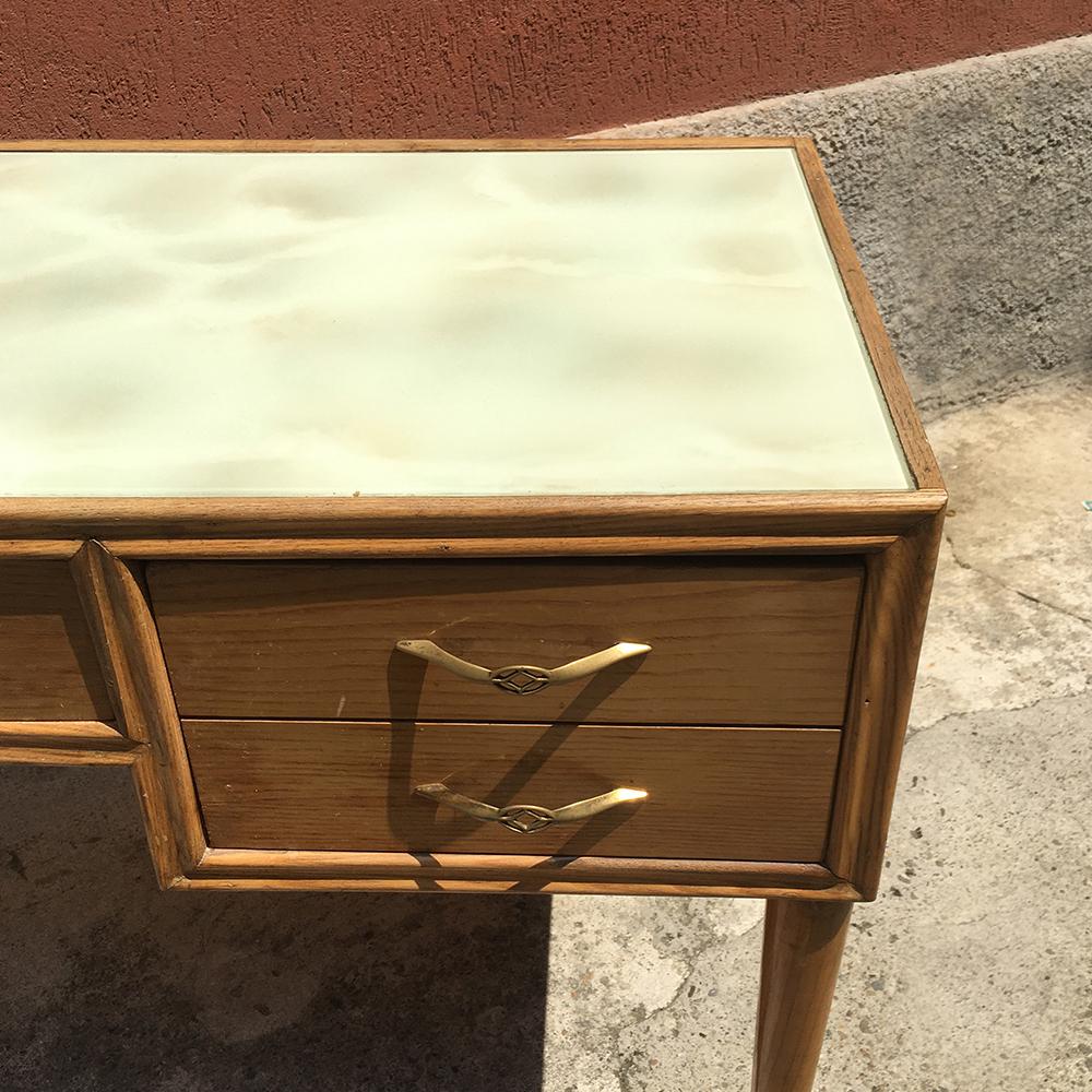 Desk with Drawers with a Light Wood Structure, 1950s In Good Condition In MIlano, IT