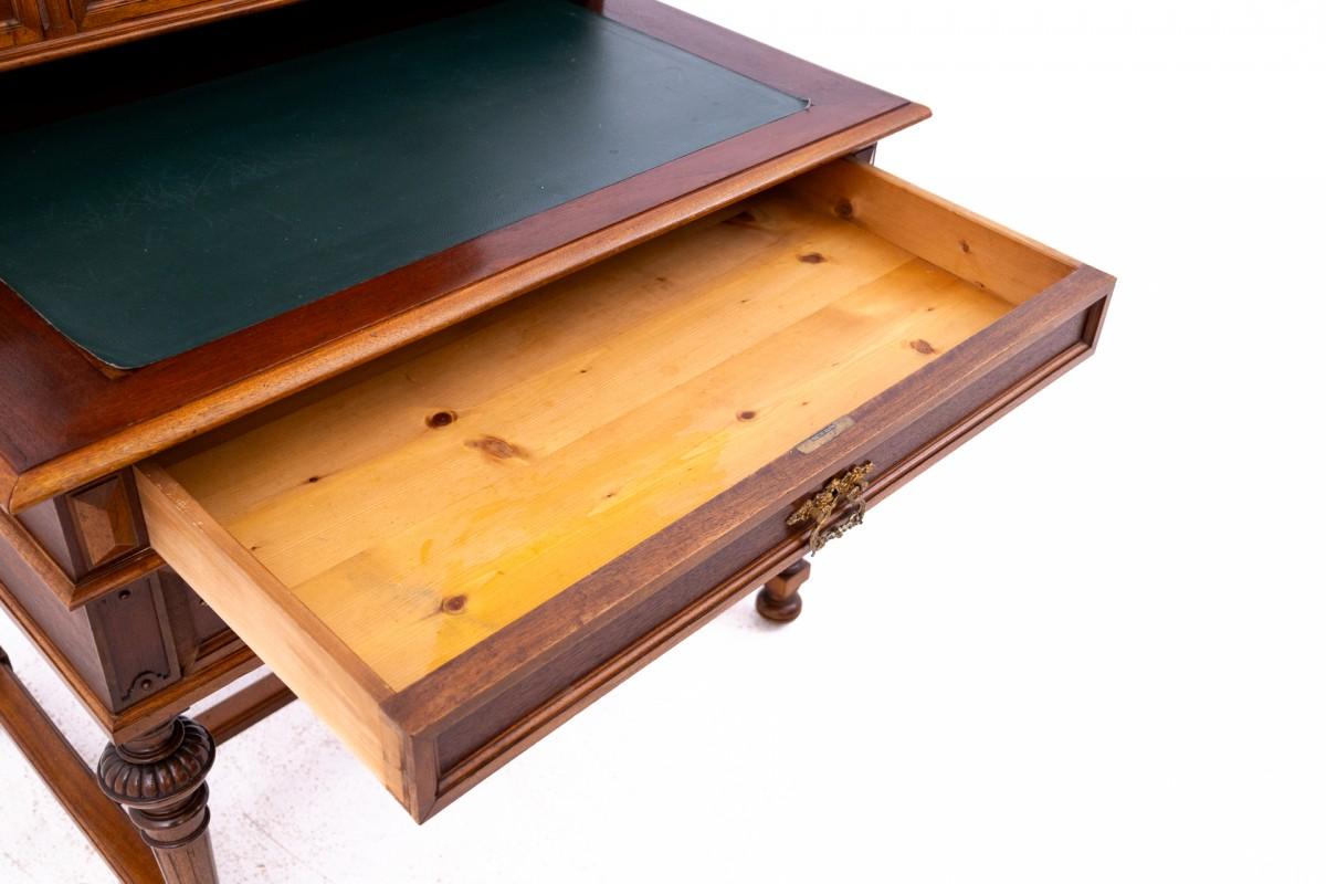 Walnut Desk with extension - secretary desk from the end of the 19th century, Northern