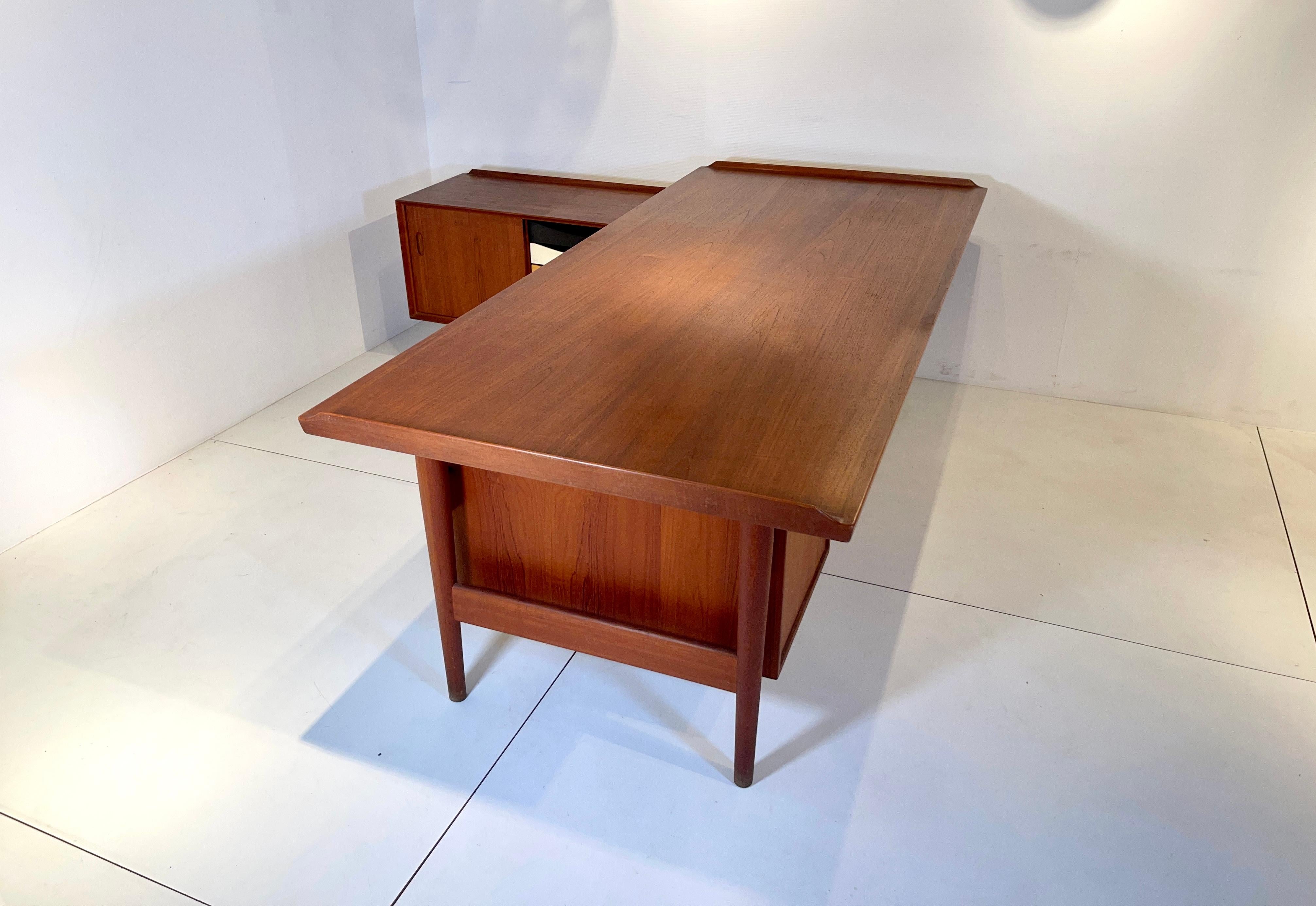 Desk with Sideboard Teak by Arne Vodder 5