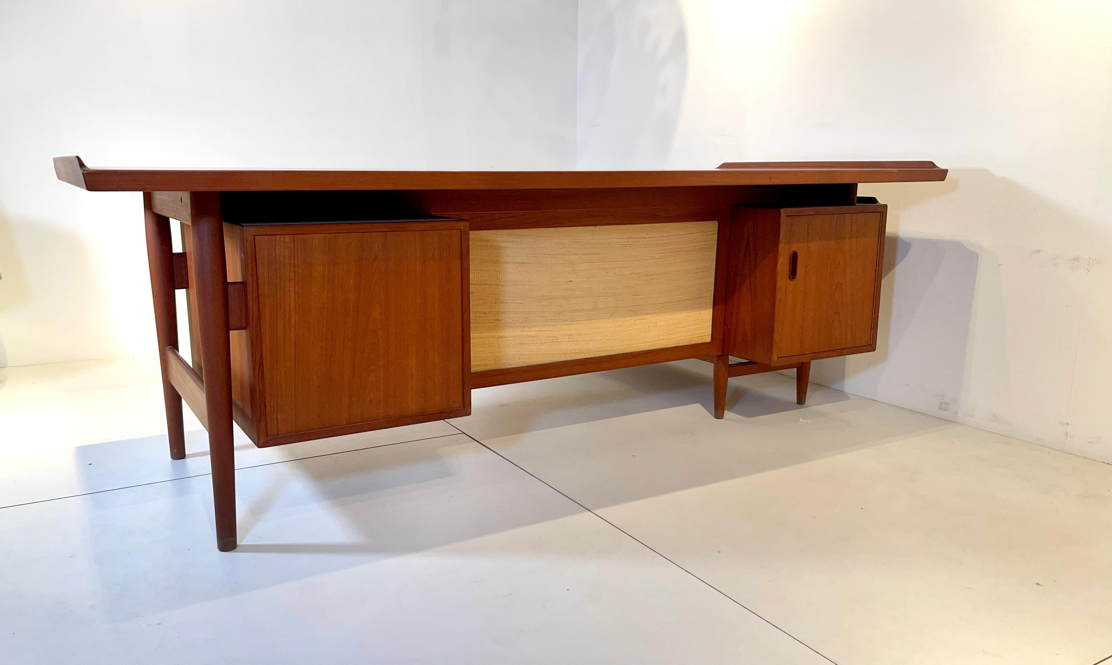 Desk with Sideboard Teak by Arne Vodder 6
