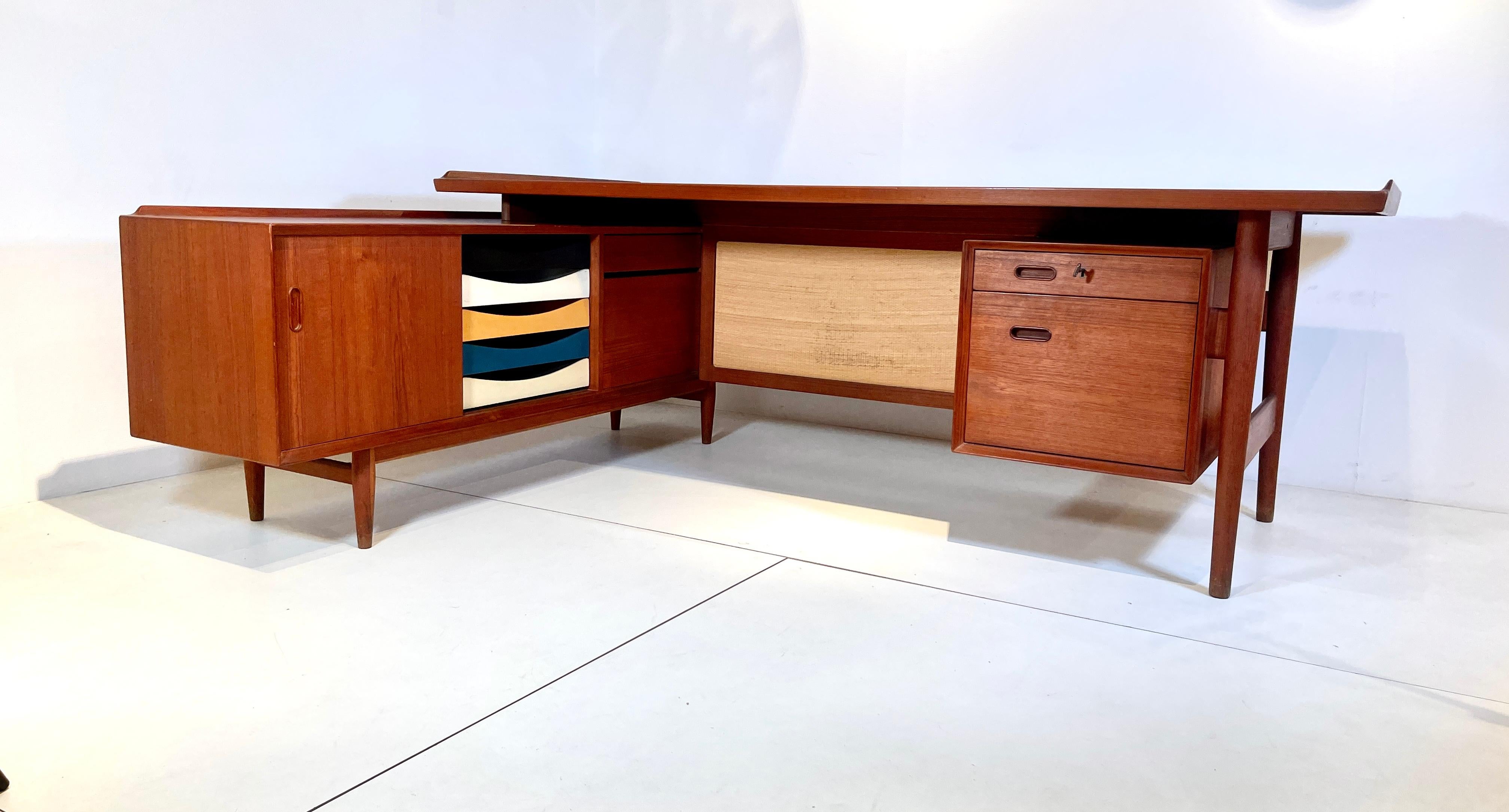 Desk with Sideboard Teak by Arne Vodder In Good Condition In Brussels, BE