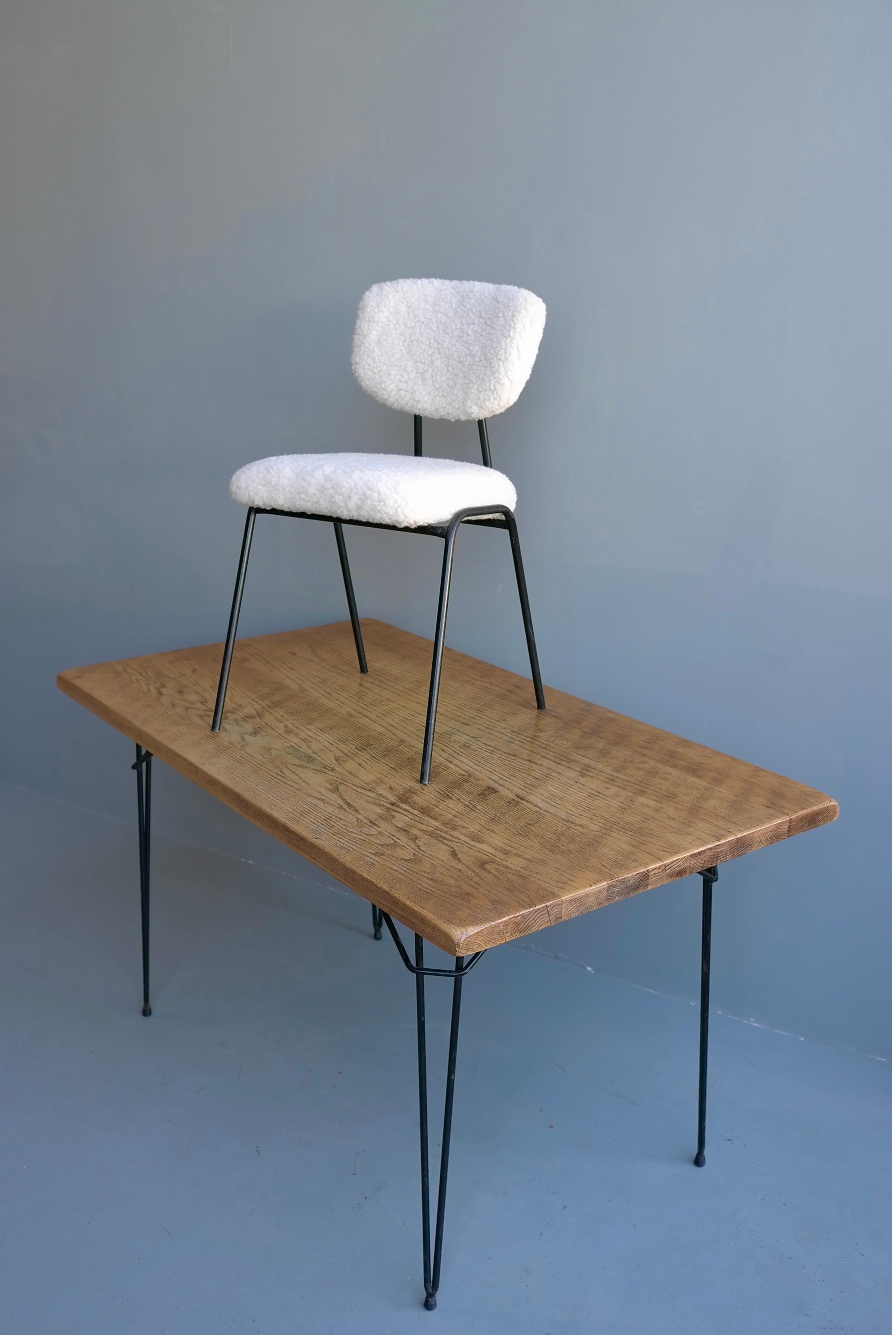 Desk with Solid Oak Top and Hairpin Leggs, Merino Wool and Metal Chair, 1950's For Sale 1