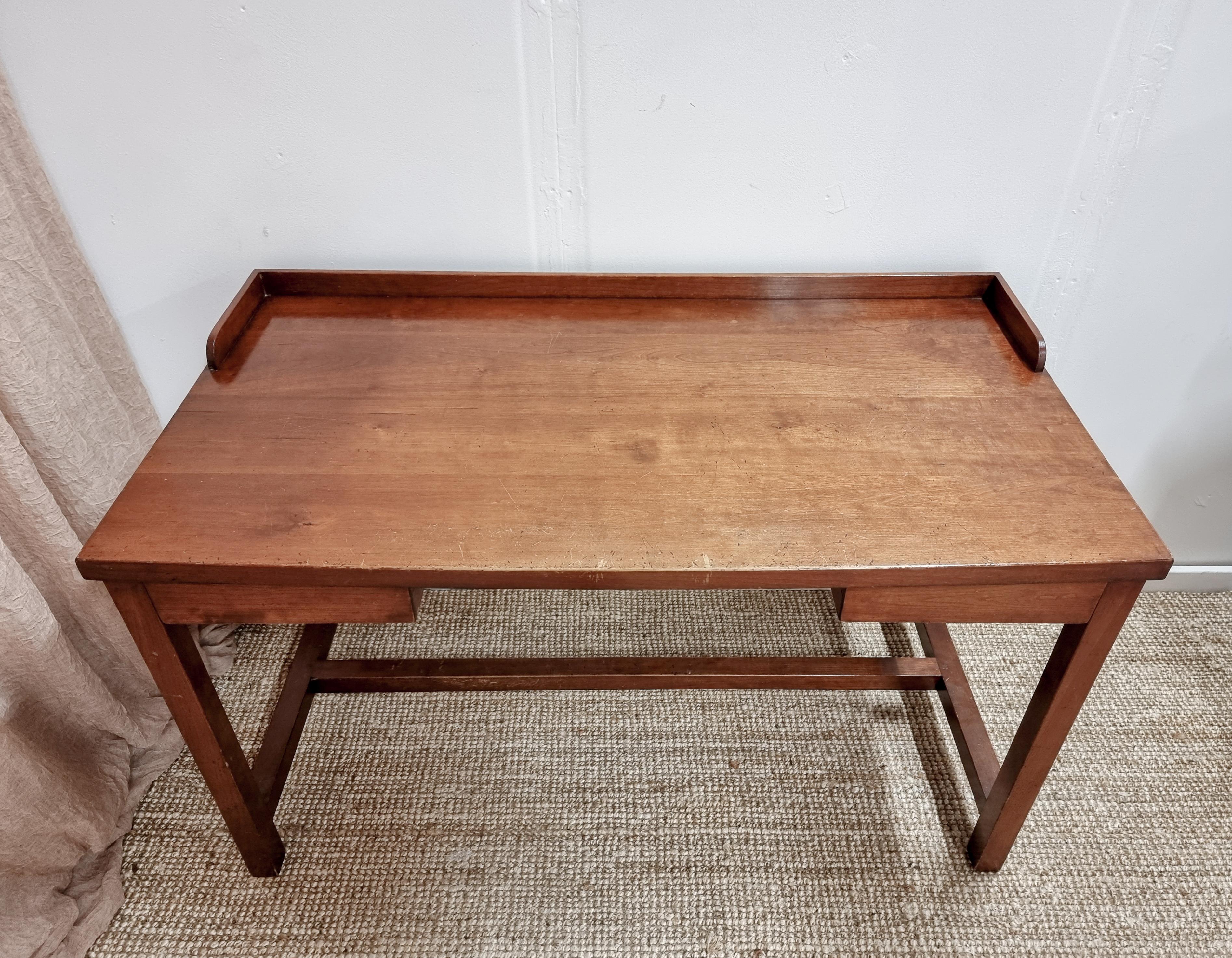 Desk, Wooden Nails, Well-Crafted, Scandinavian / Mid-Century Modern For Sale 1