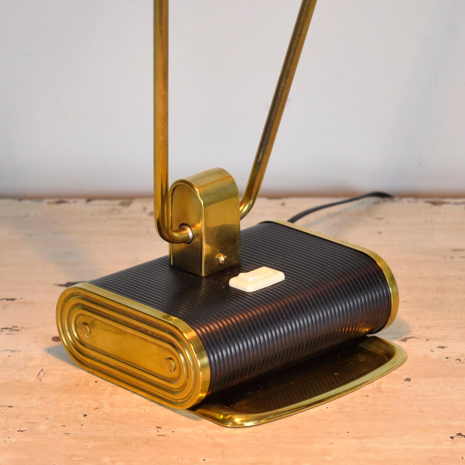 DeskLamp by Eileen Gray for Jumo, 1940’s 6