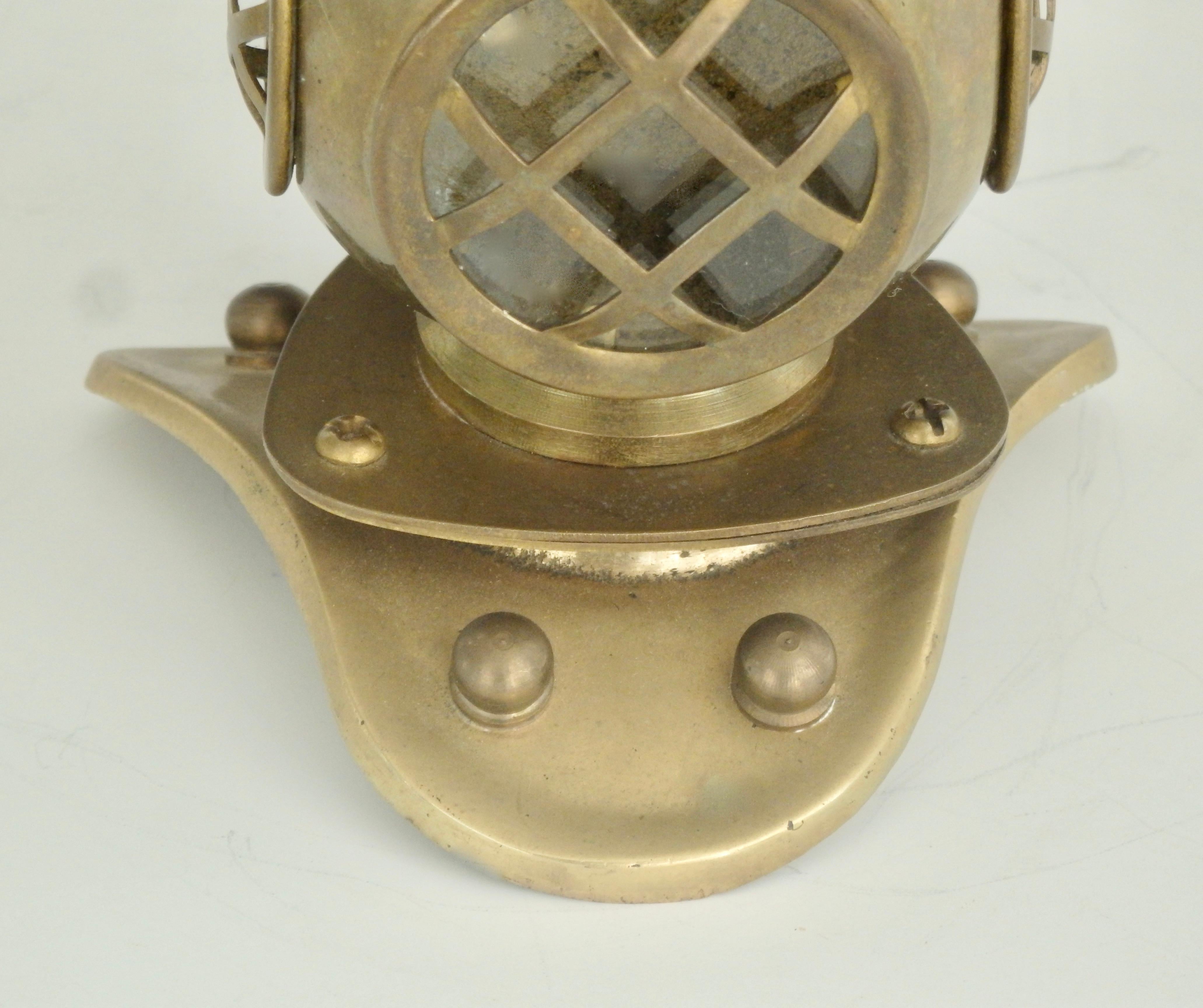 Desktop Brass Diving Bell In Good Condition In Ferndale, MI