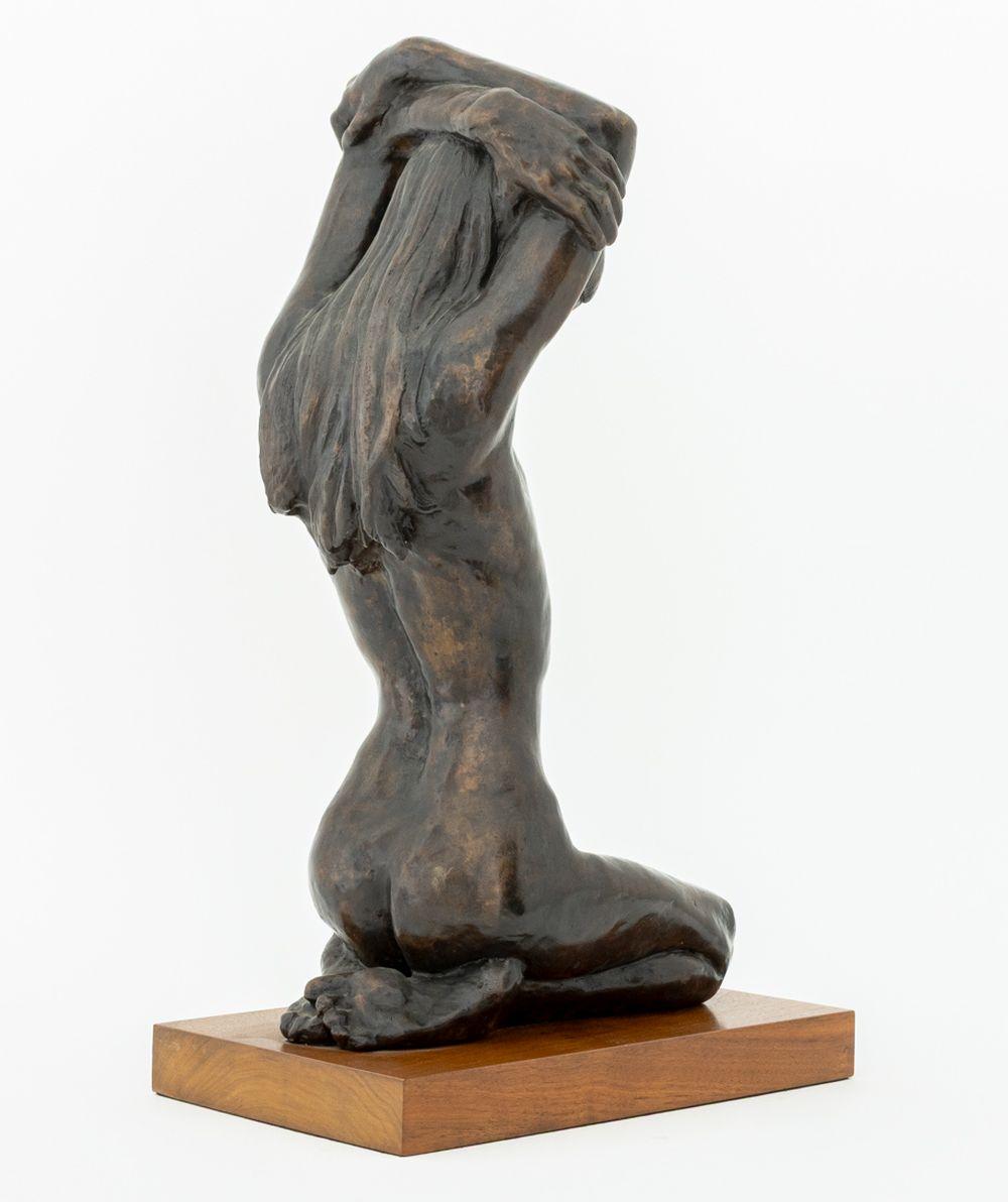 Desmond Fountain Kneeling Nude Patinated Bronze In Good Condition For Sale In Astoria, NY