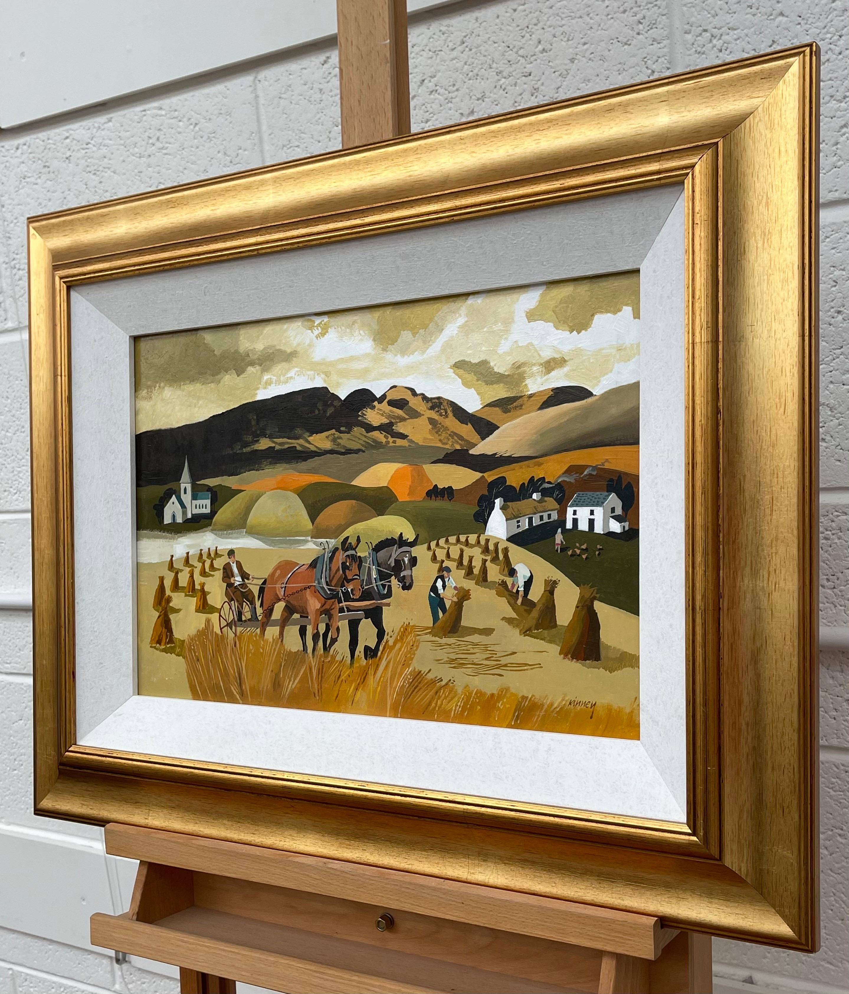 Paysage abstrait de chevaux à Cornfield aux couleurs chaudes par un artiste irlandais moderne - Marron Landscape Painting par Desmond Kinney