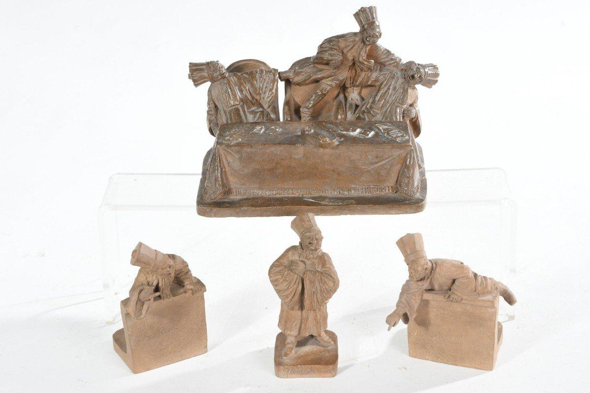 Desportes Alexandre François Figurative Sculpture - Desportes Around 1860 Series Of 4 Subjects