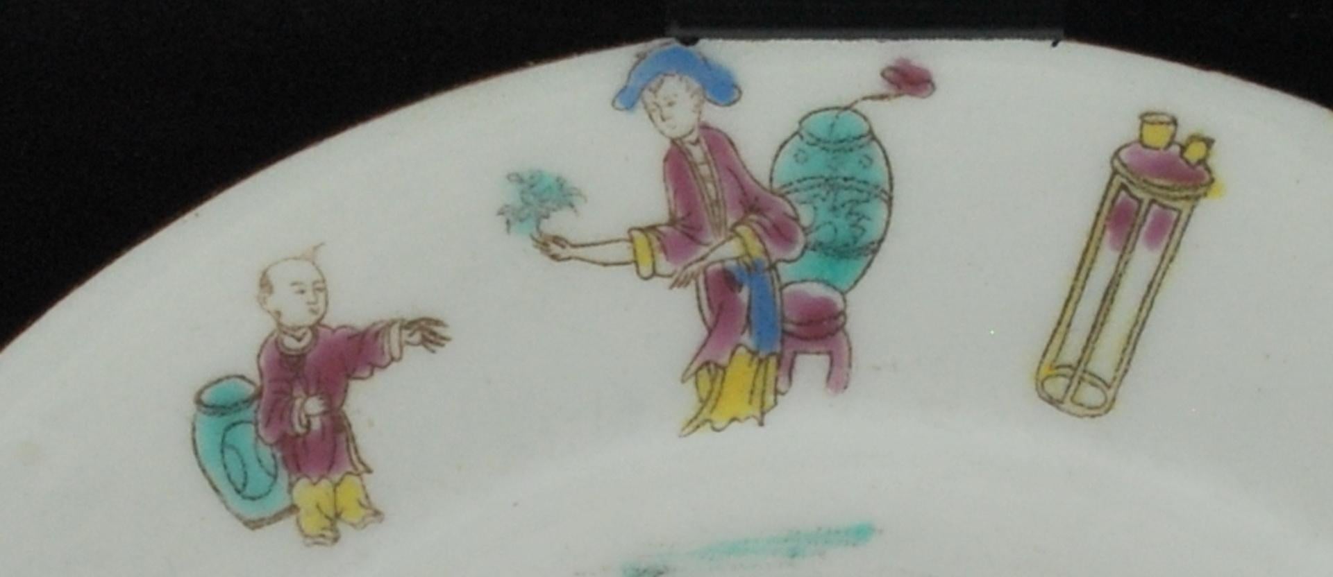 Anglais Assiette à dessert, usine de porcelaine à nœud, vers 1760 en vente