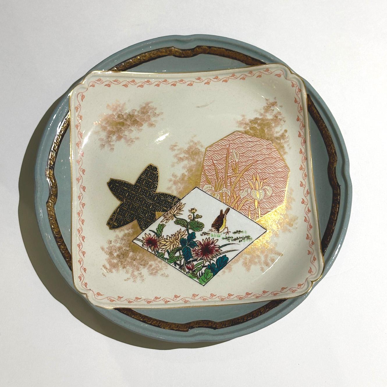 French Dessert plate, Kioto service, Creil et Montereau, 1878 - 1884 For Sale