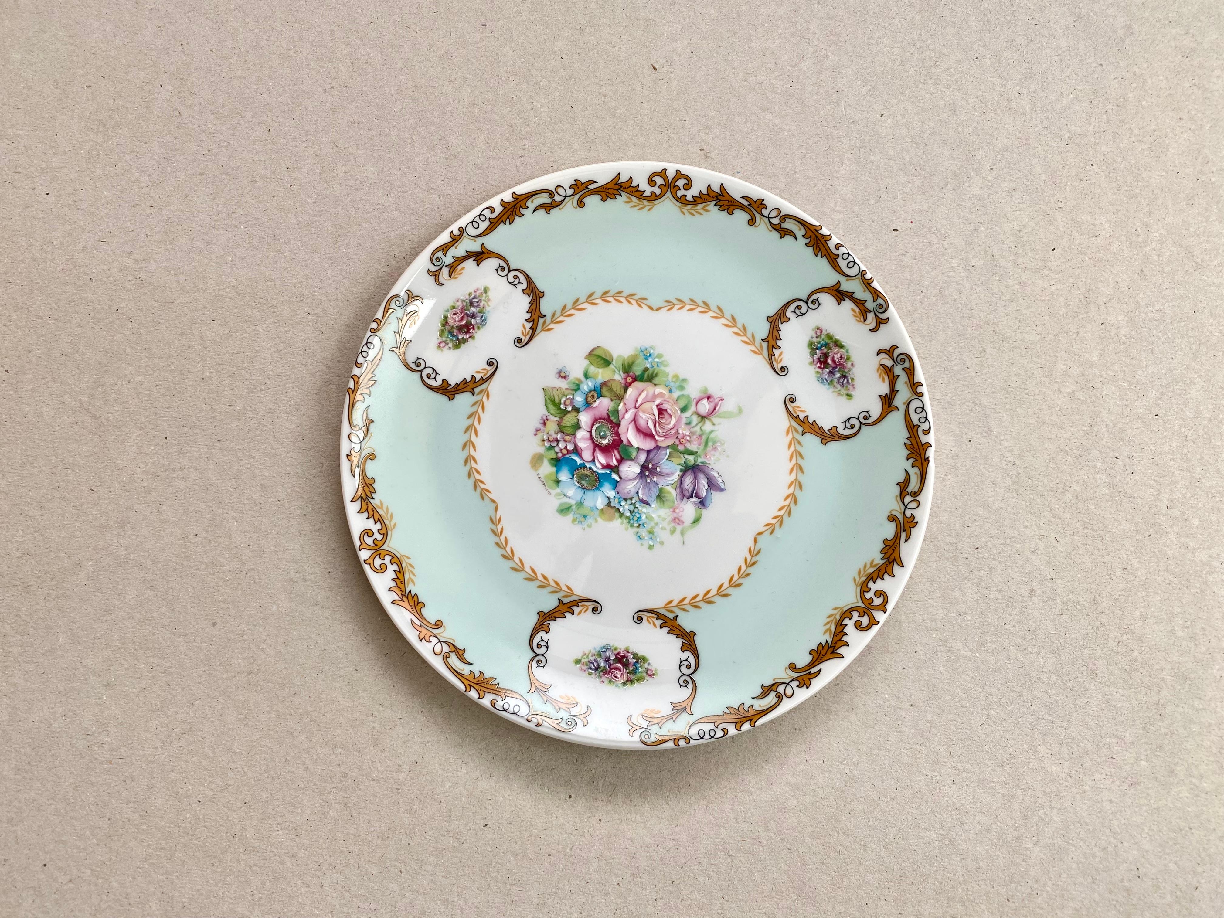 Mid-20th Century Dessert Snack Plates Set 6 Vintage Bavarian Porcelain Seltmann  Weiden For Sale