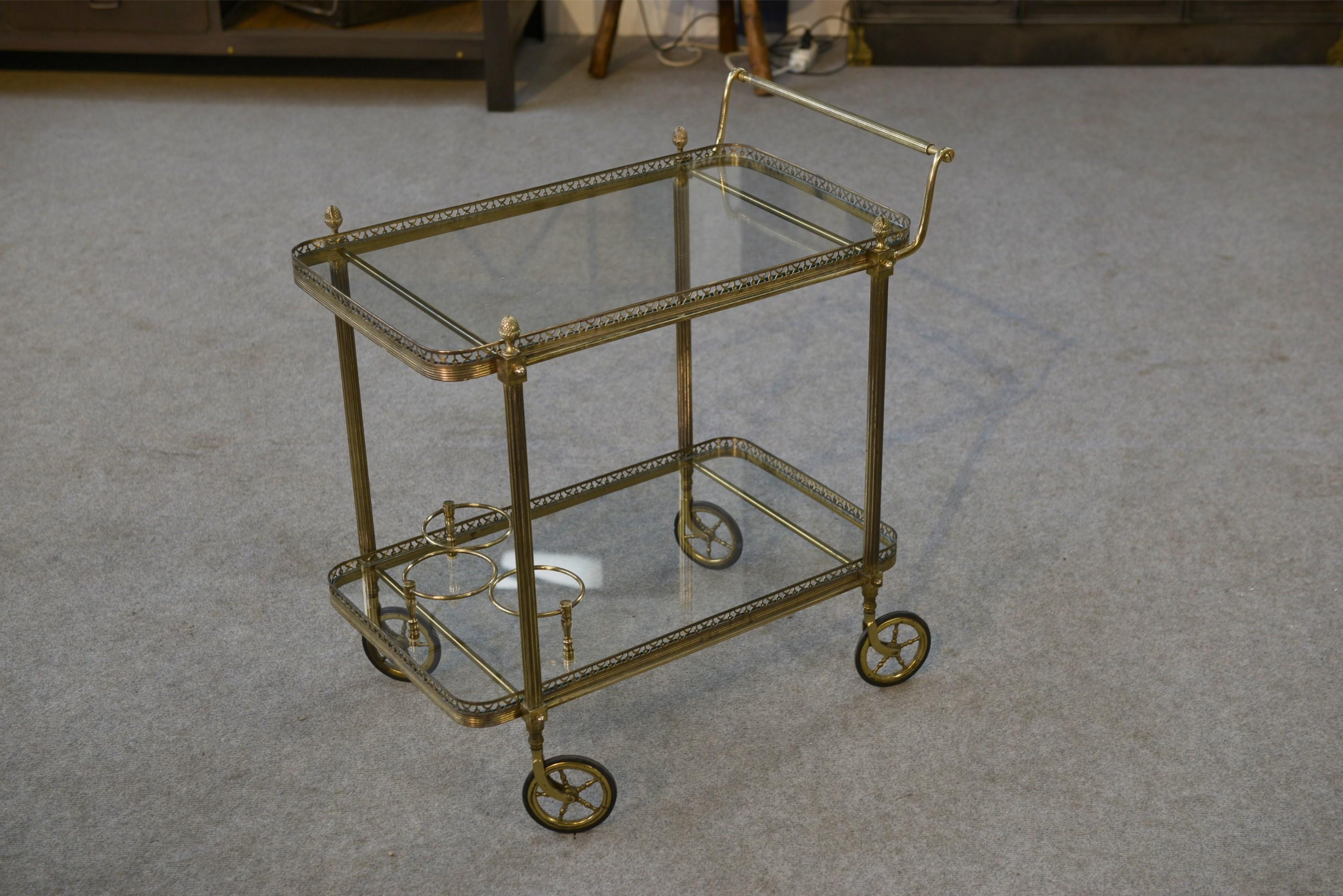 Brass Desserte néo-classique en laiton et verre attribué à Maison Jansen 1960's For Sale