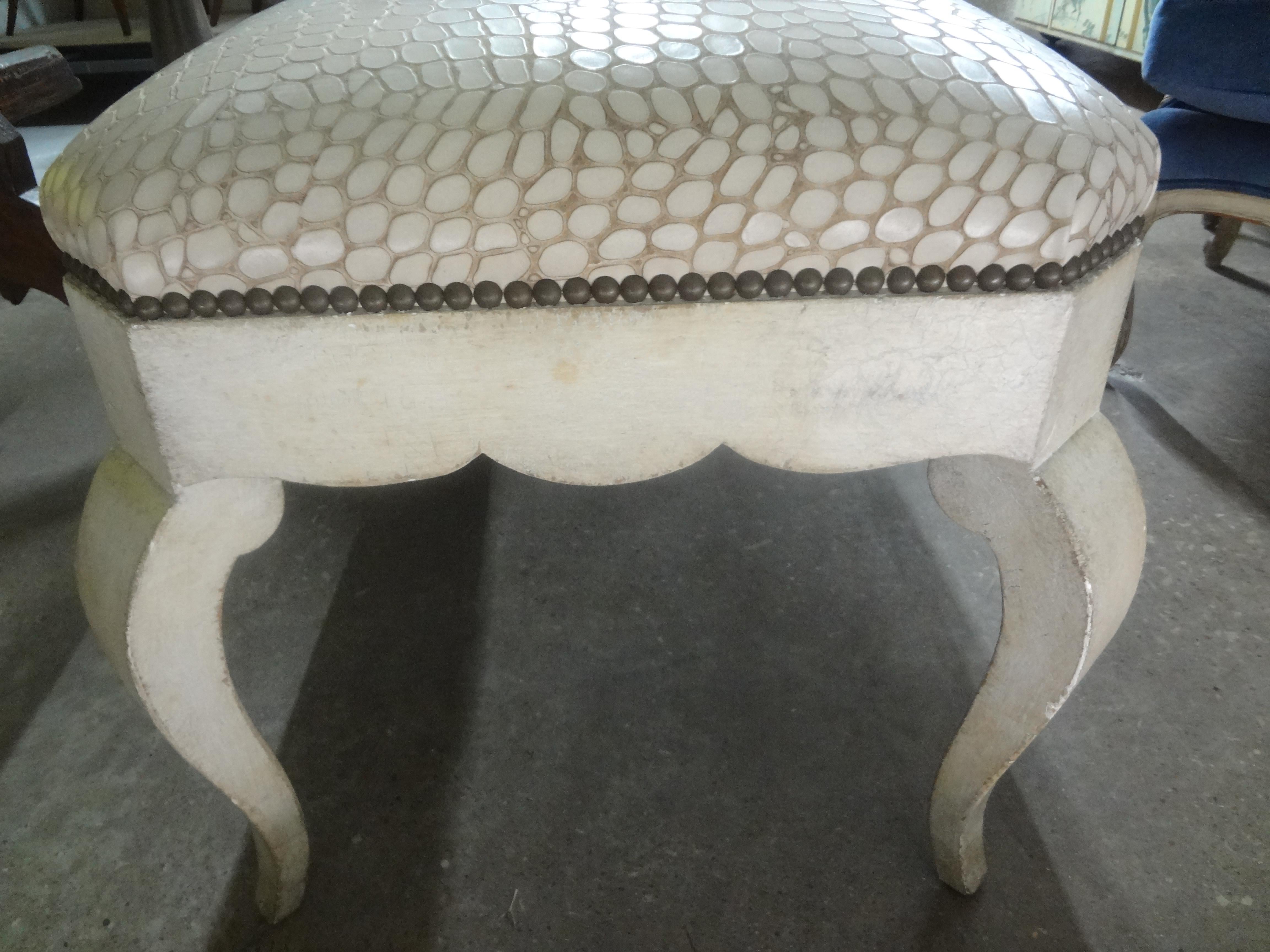 Dessin-Fournir Louis XV Style Painted Bench For Sale 2