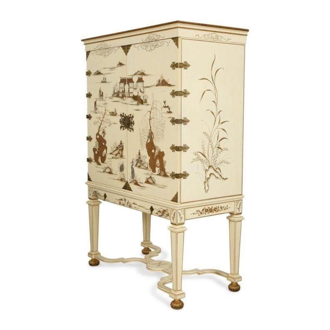 Dessin Fournir Armario Griswold Lacado Blanco con Detalle Asiático Desconocido en venta