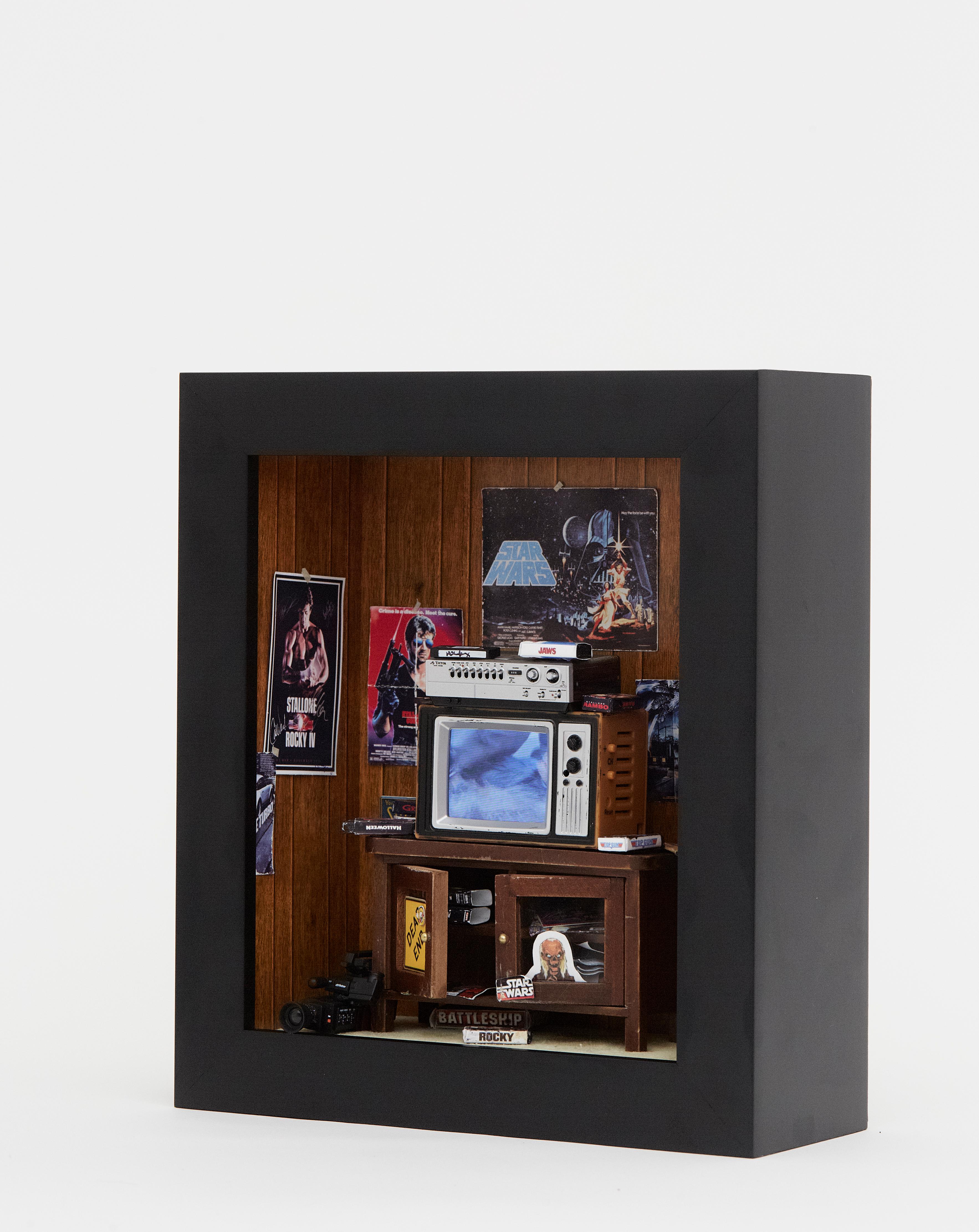 MINIATURE GEN X ROOM DIORAMA BOX  Pop Art 80'S BEDROOM w WORKING T.V. NINTENDO  4