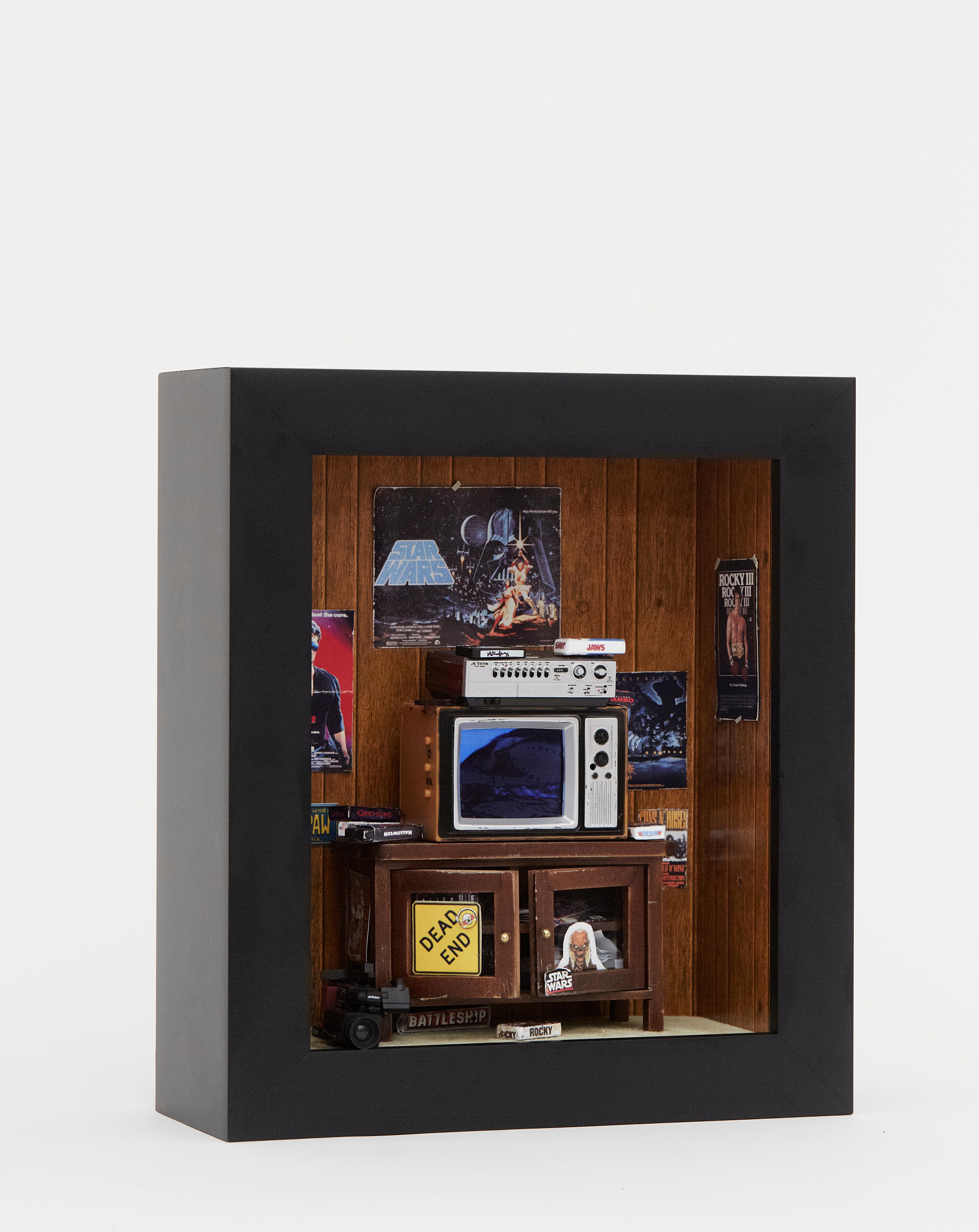 MINIATURE GEN X ROOM DIORAMA BOX  Pop Art 80'S BEDROOM w WORKING T.V. NINTENDO  5
