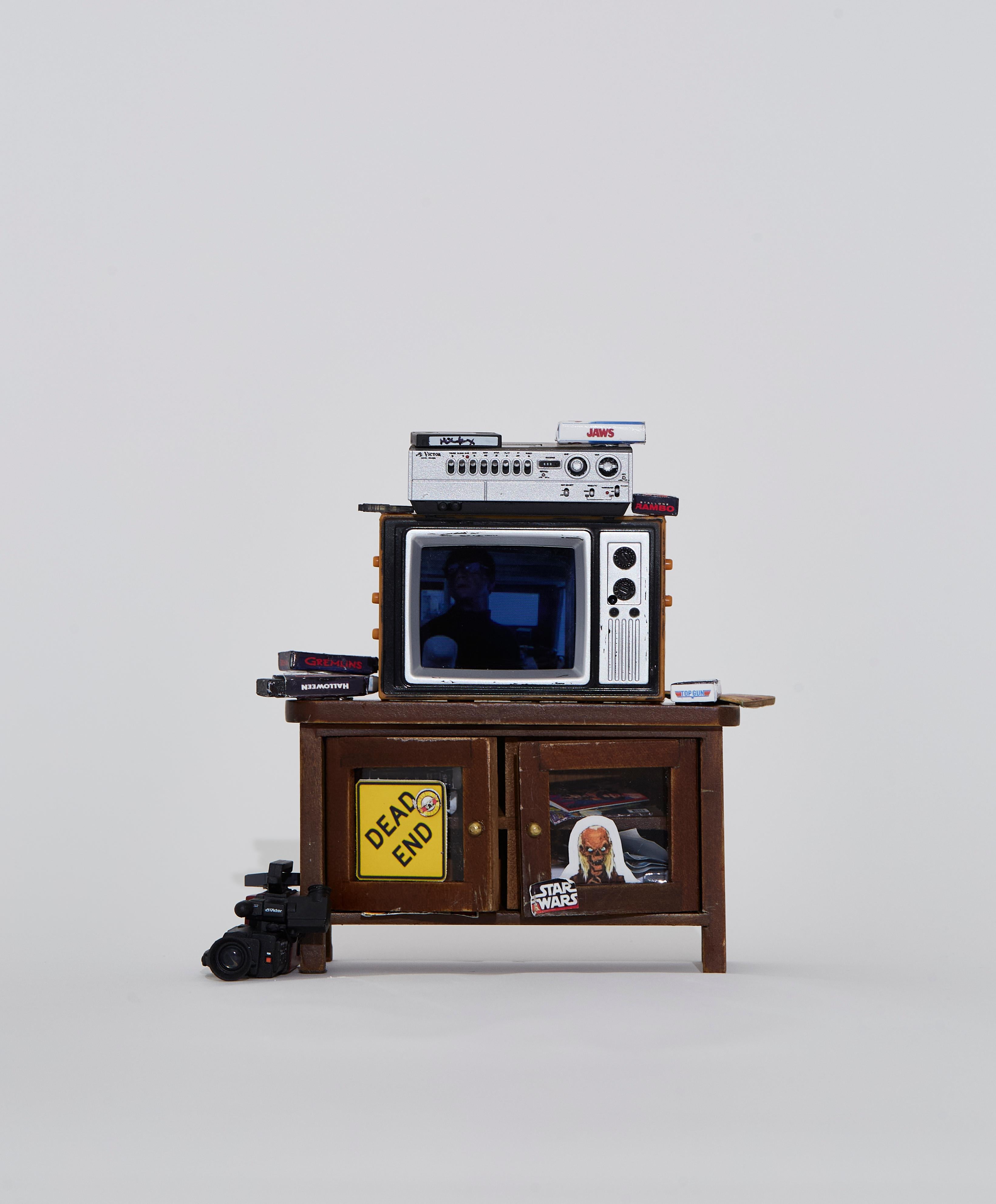 MINIATURE GEN X ROOM DIORAMA BOX  Pop Art 80'S BEDROOM w WORKING T.V. NINTENDO  For Sale 7