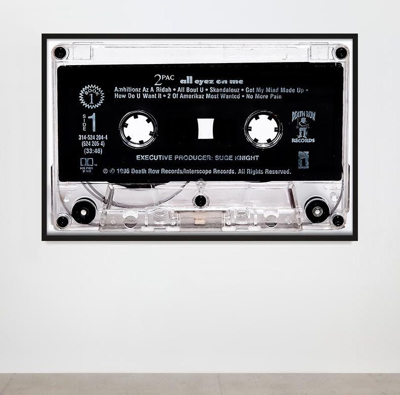 30x50 Tupac Shakur 2pac „All Eyez On Me“ Cassette-Fotografie Pop-Art-Fotografie (Amerikanische Moderne), Print, von Destro