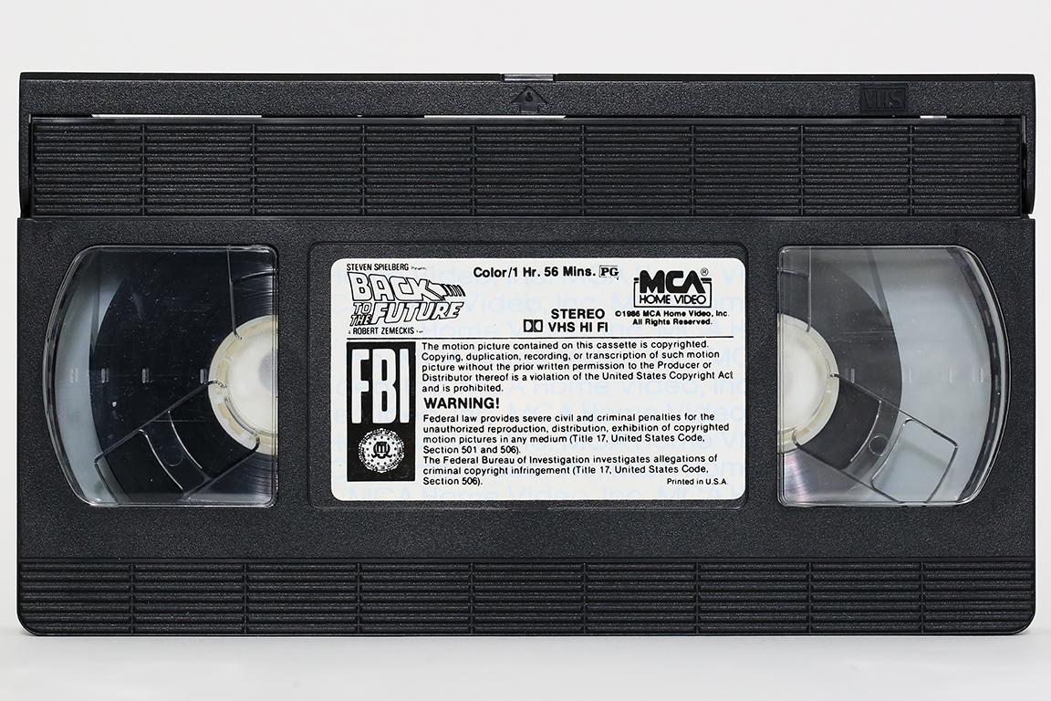 36x48  « Back to the Future » (Back to the Future) - Photographie Pop Art de VHS  Impression d'art signée
