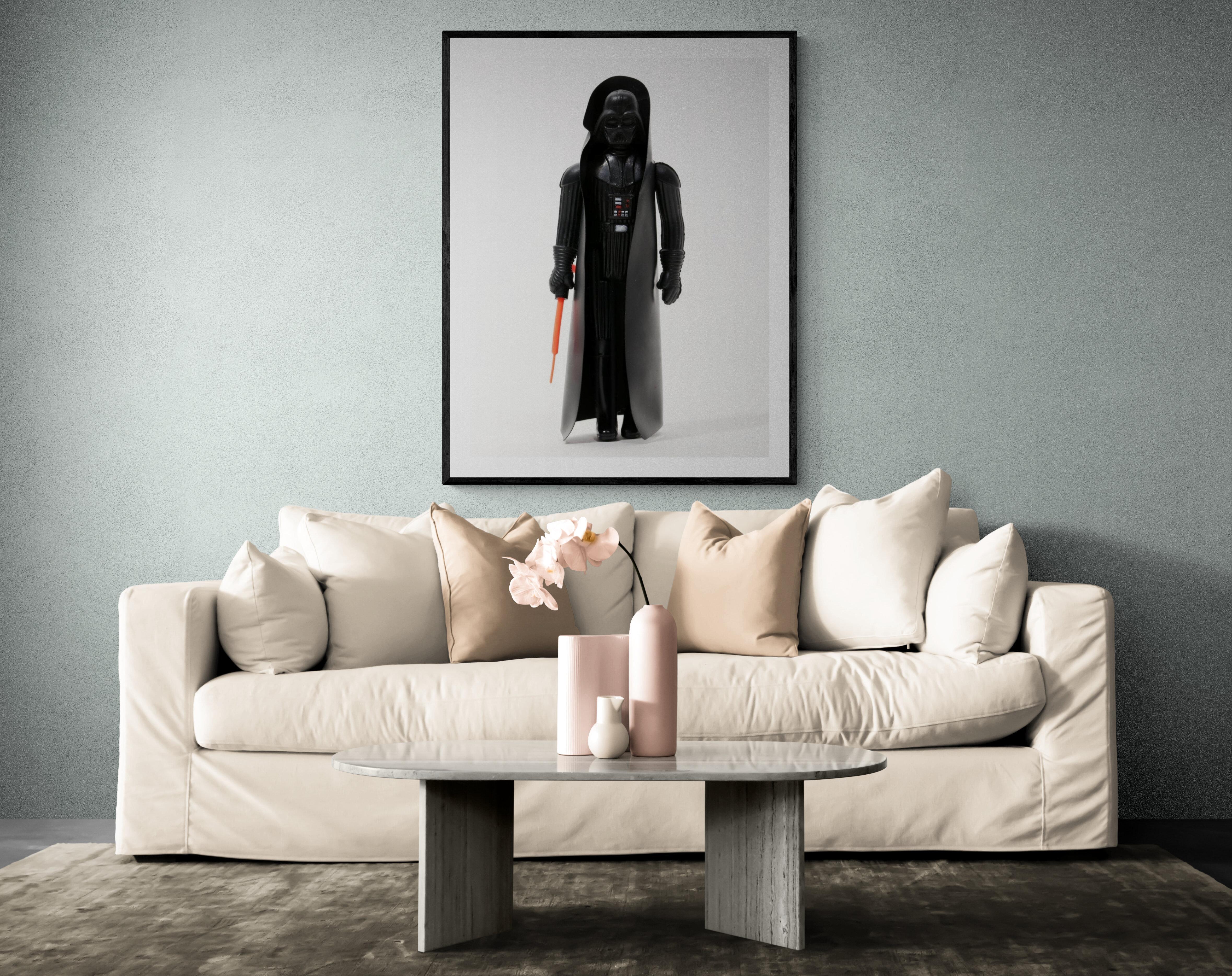 DARTH VADER 30x40 Primera Edición , Star Wars, Fotografía Pop Art, Juguetes de los 70 - Still-Life Print Gris de Destro