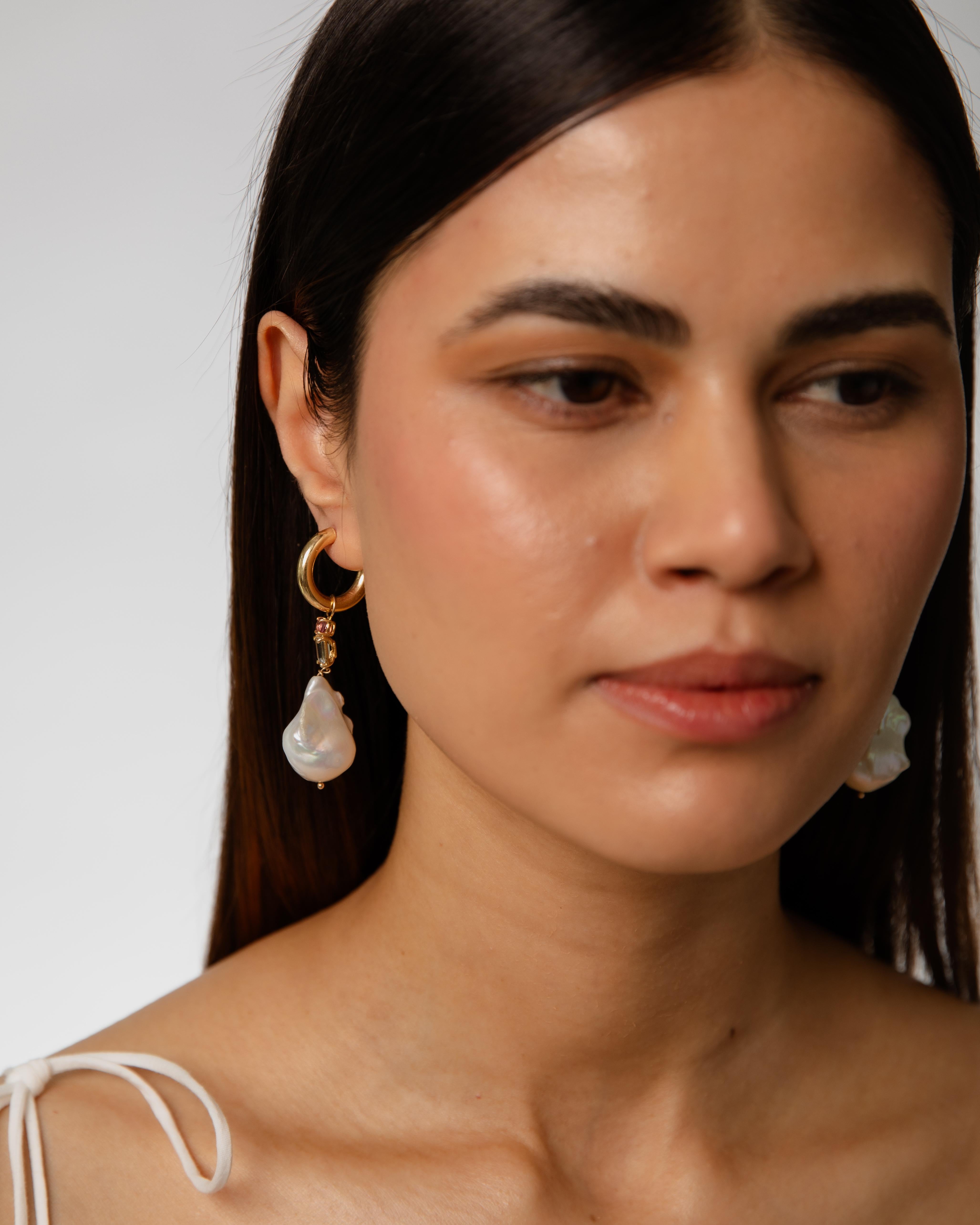 Detachable Aquamarine & Chunky 14k  Hoop Drop Earring For Sale 3