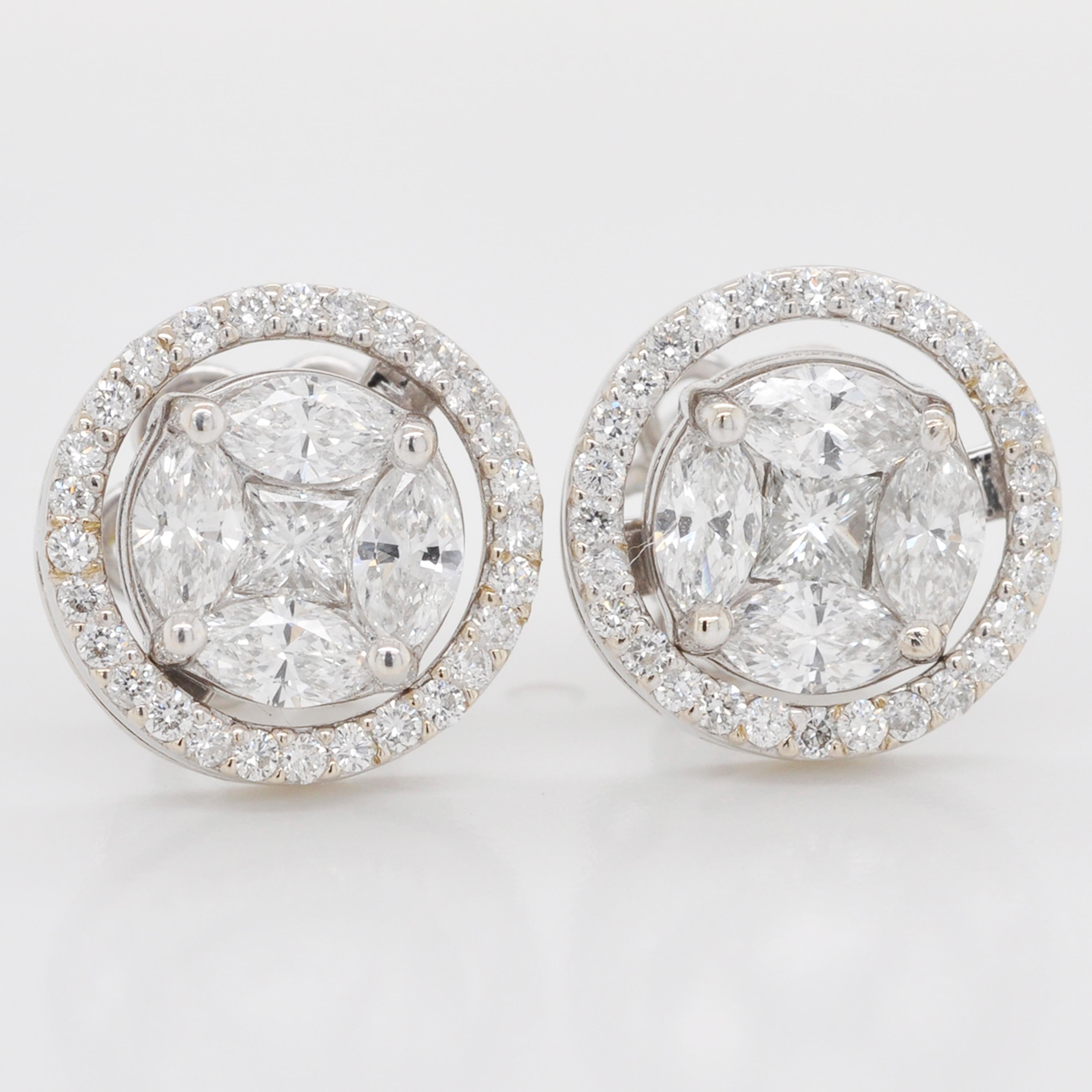 Detachable Solitaire Look Pressure Set Diamond Stud Earrings 18 Karat White Gold In New Condition For Sale In Jaipur, Rajasthan