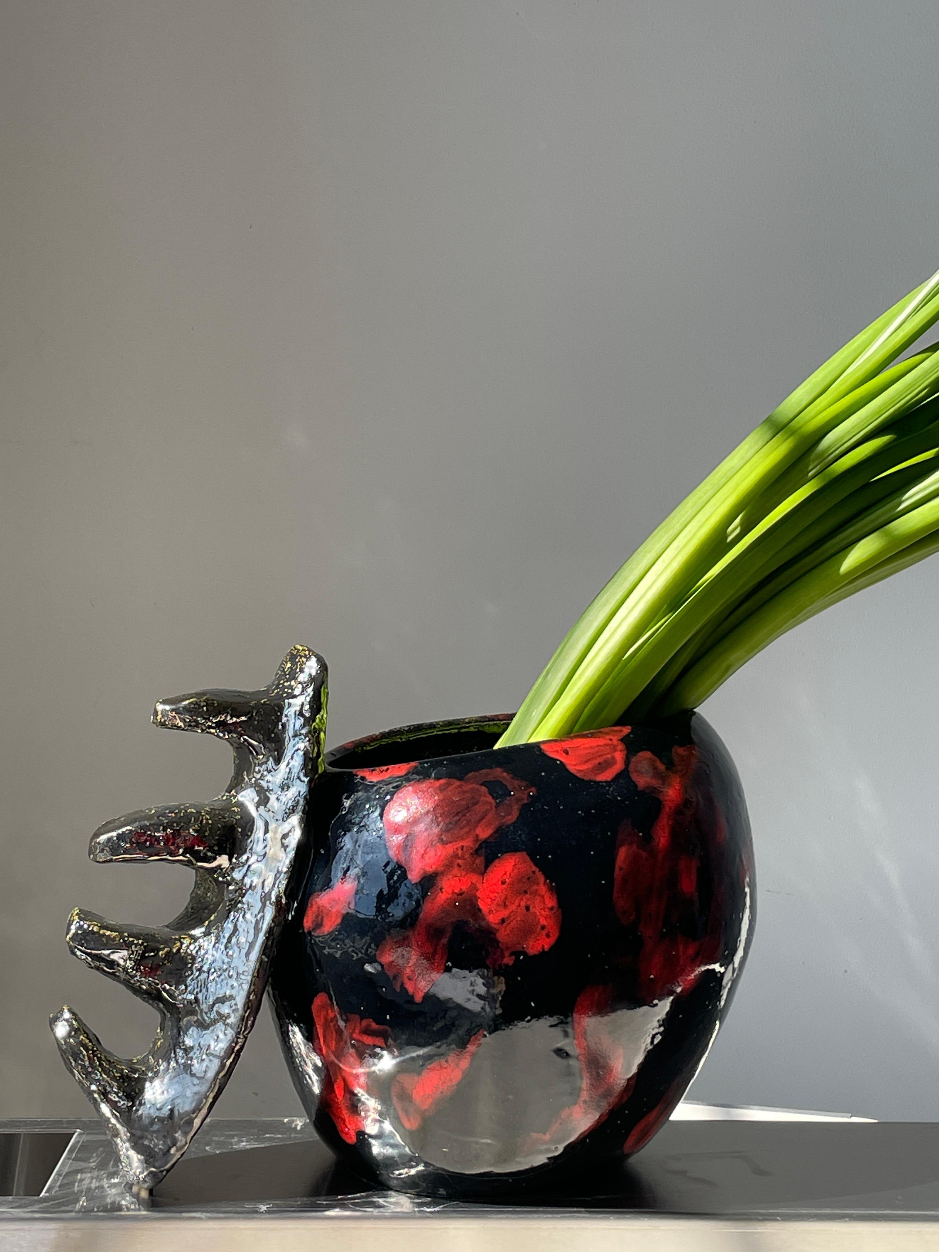 Contemporary Detached Knuckler Flower Vase, by Artist Stef Duffy For Sale