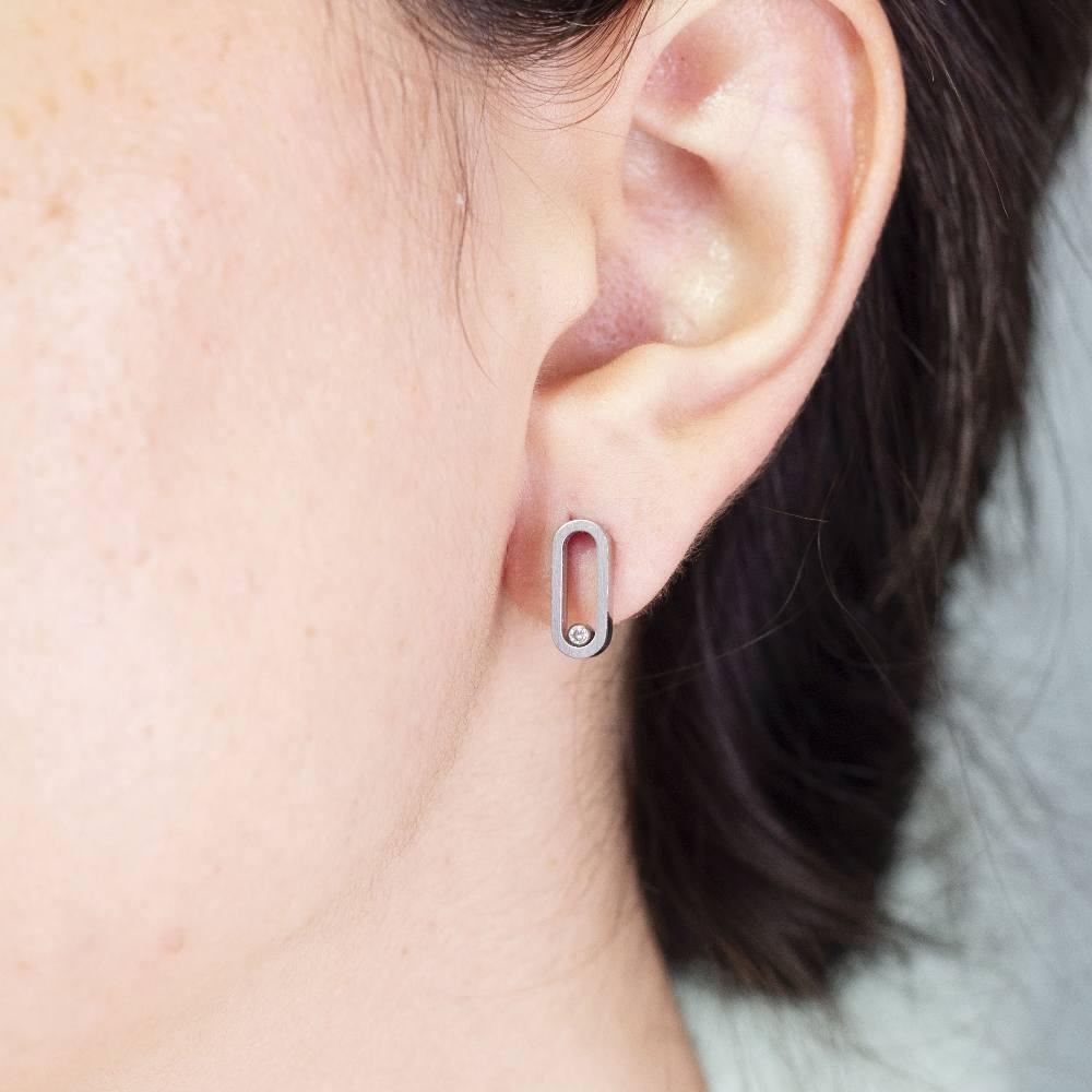 Boucles d'oreilles d'origine avec diamants et acier inoxydable 1