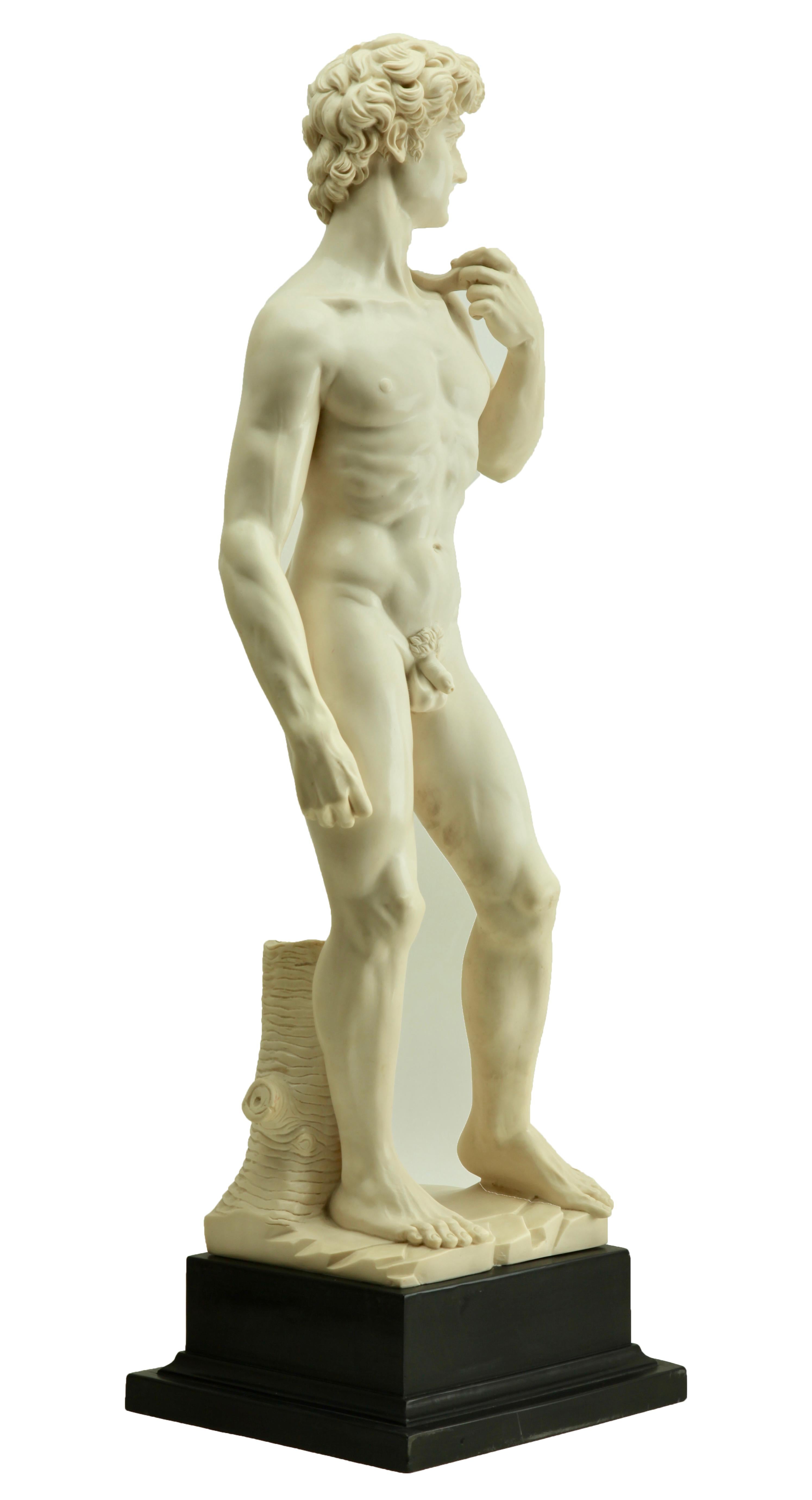 1975, Italy in good condition

Beautifully detailed and stylized image of Roman statue of the 'David' sculpted by G. Ruggeri.
Made from resin on marble base.
The statue is in good condition with a nice age patina. 

Gino Ruggeri, one of the