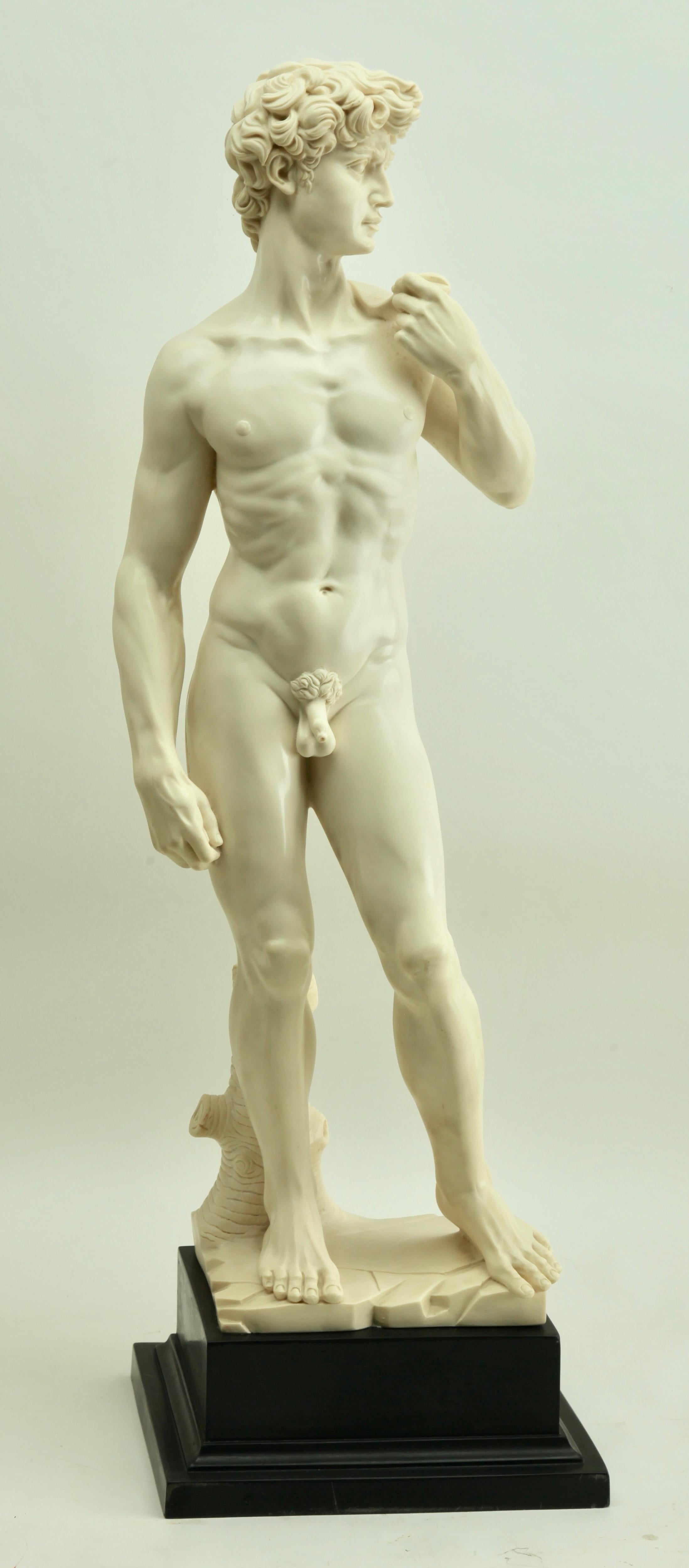 Detaillierte und stilisierte römische Statue des Davids, Skulptur von G Ruggeri (Italienisch)