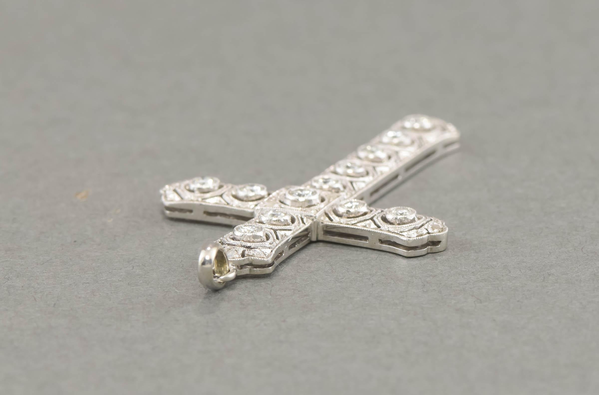 Detailed Art Deco Diamond Cross Pendant in 18K White Gold For Sale 5
