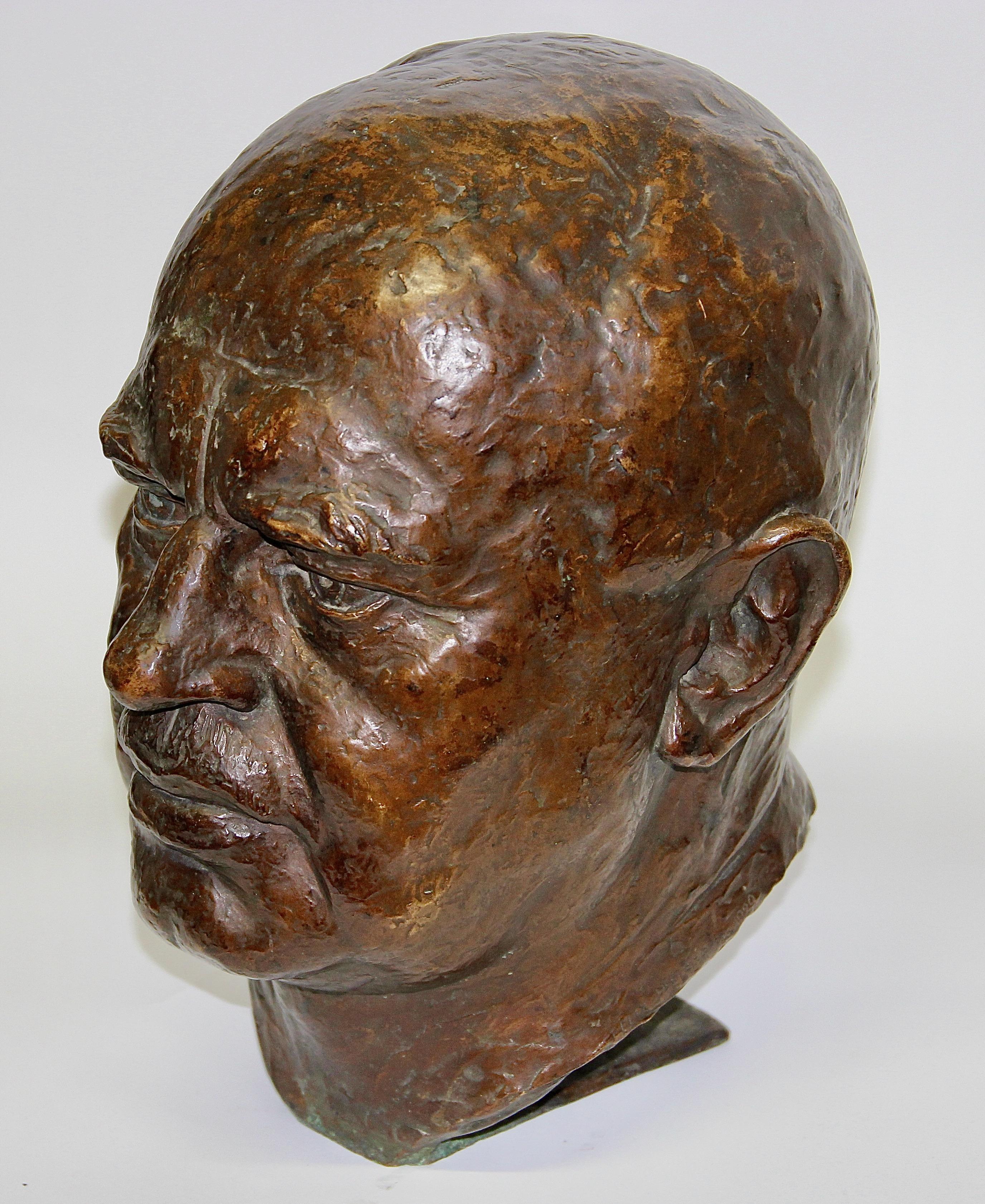 Hammered Detailed Bronze Bust, Sculpture of a Man, by Felix Georg Pfeifer, 1929 For Sale