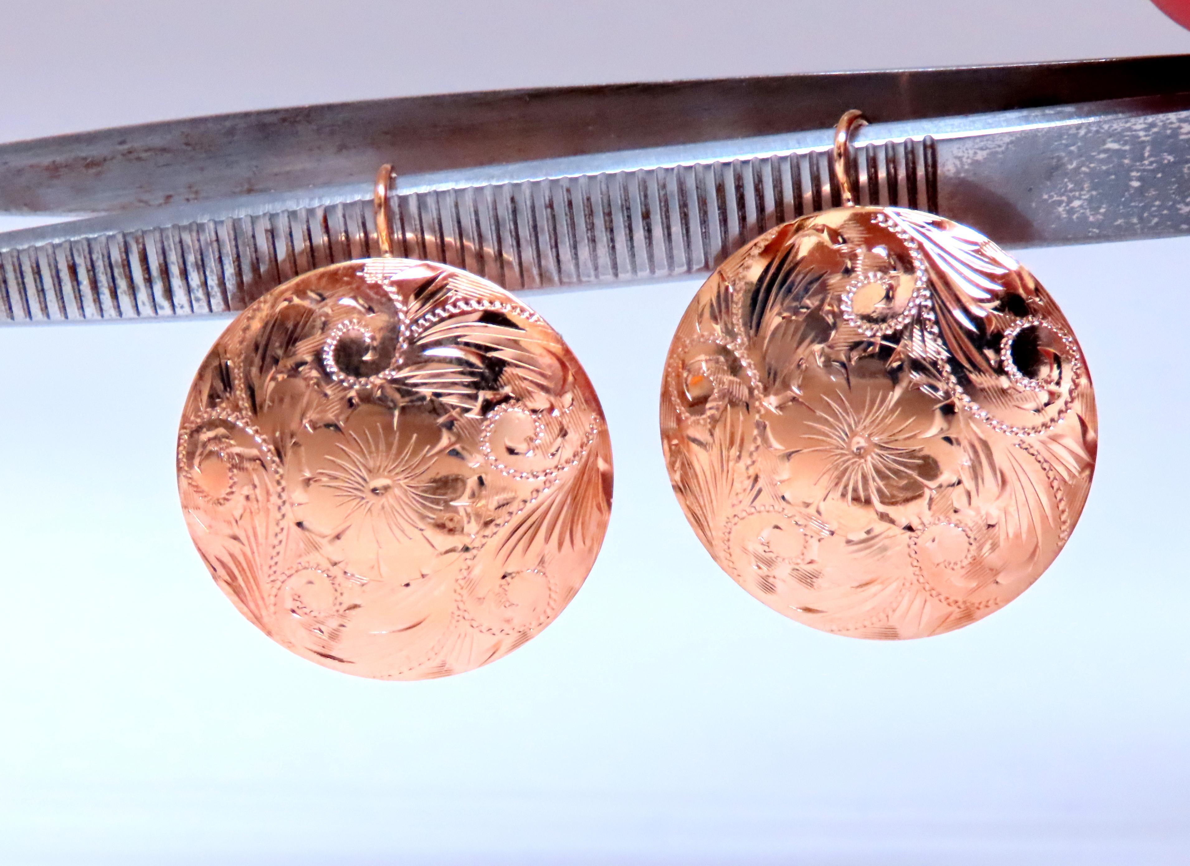patina flowers graver hand etch earrings
24mm wide 
14kt yellow gold 5.2 grams