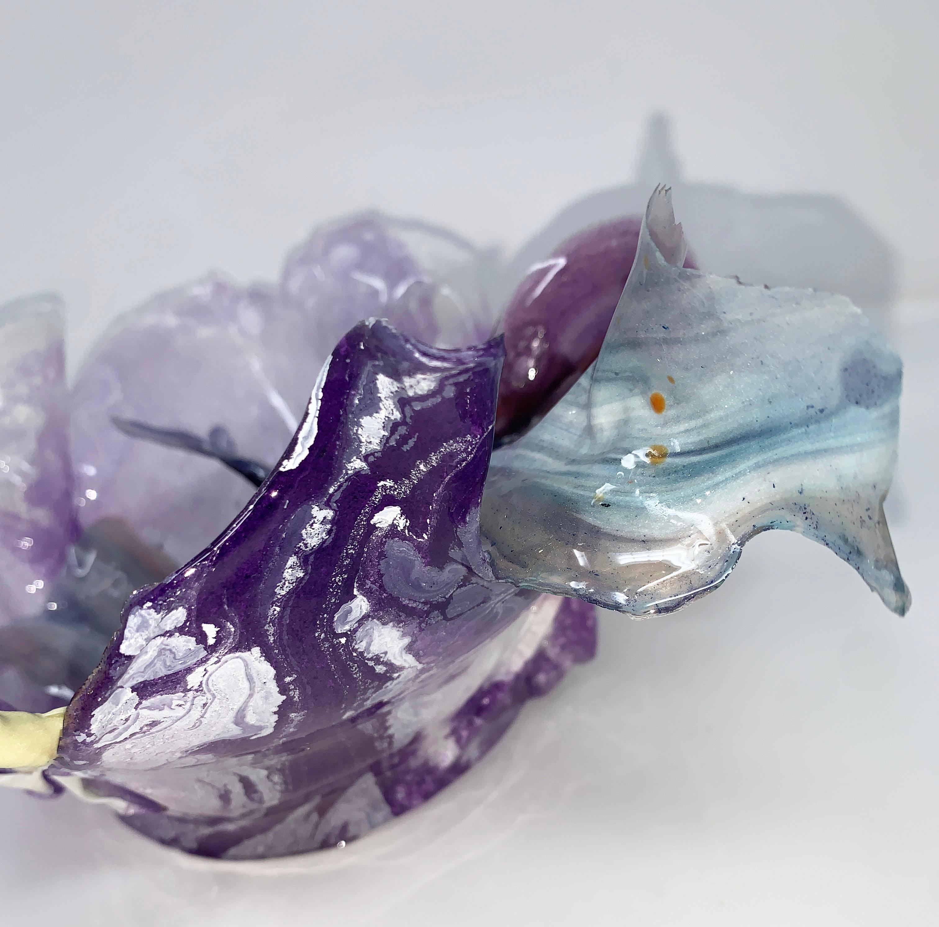 Modern Detailed Flower Purple Acrylic Biomaterial Sculptural Bowl For Sale