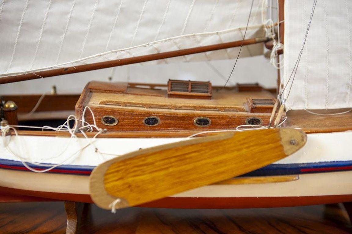 Detailed Model of Dutch Sailing Ship Circa 1930s-1940s For Sale 2