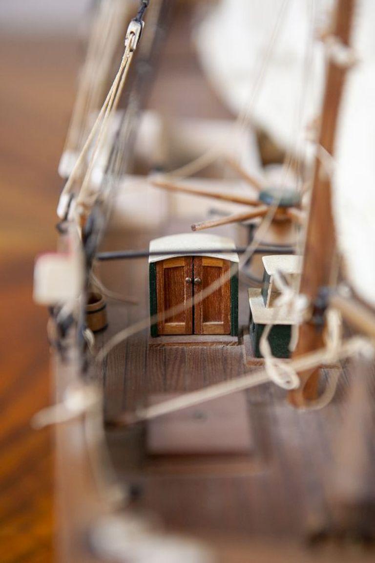 Detailed Model of Dutch Sailing Ship From the 1930s-1940s For Sale 7