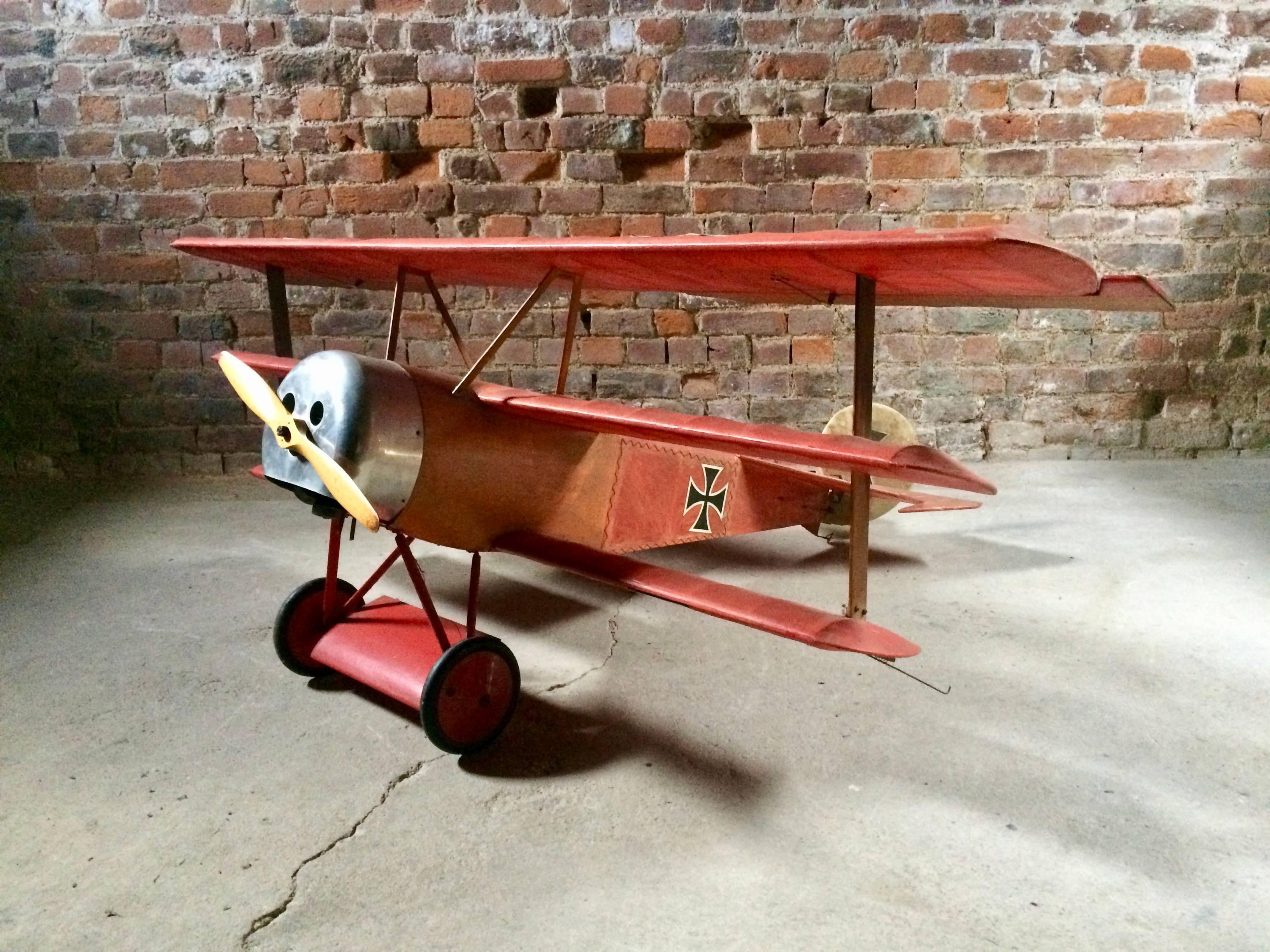 Détails sur l'étonnant avion modèle réduit de Fokker Dr.1 Triplane Red Baron de la Première Guerre mondiale 3