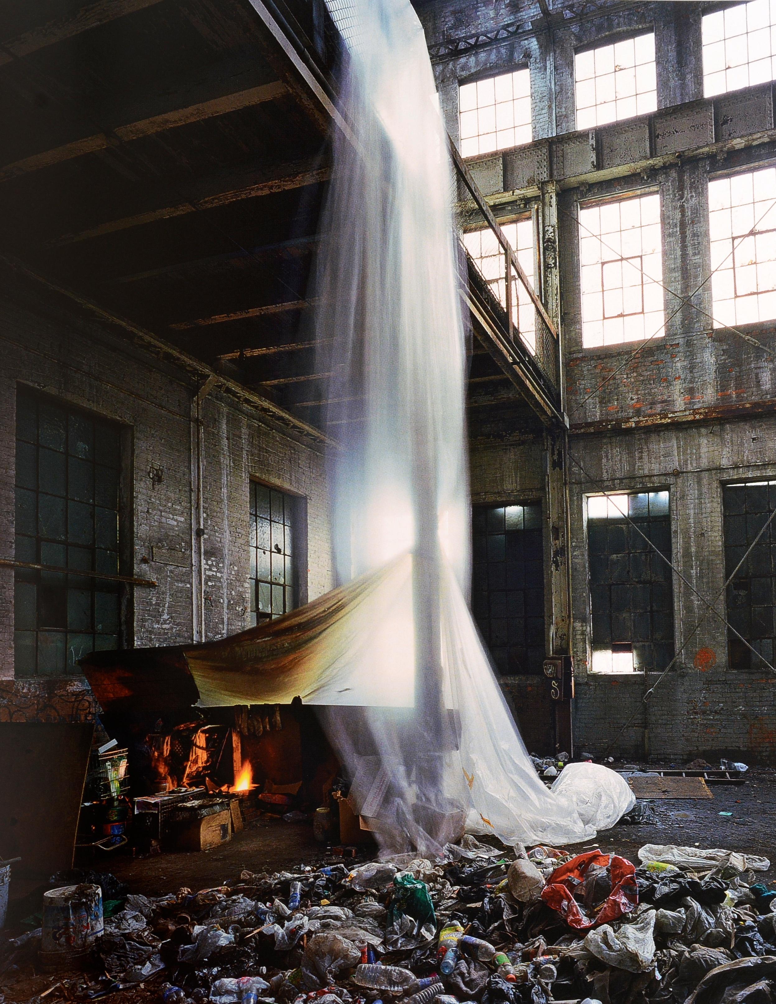 Detroit Revealed Photographs, 2000-2010, 1st Ed Ausstellungskatalog im Angebot 3