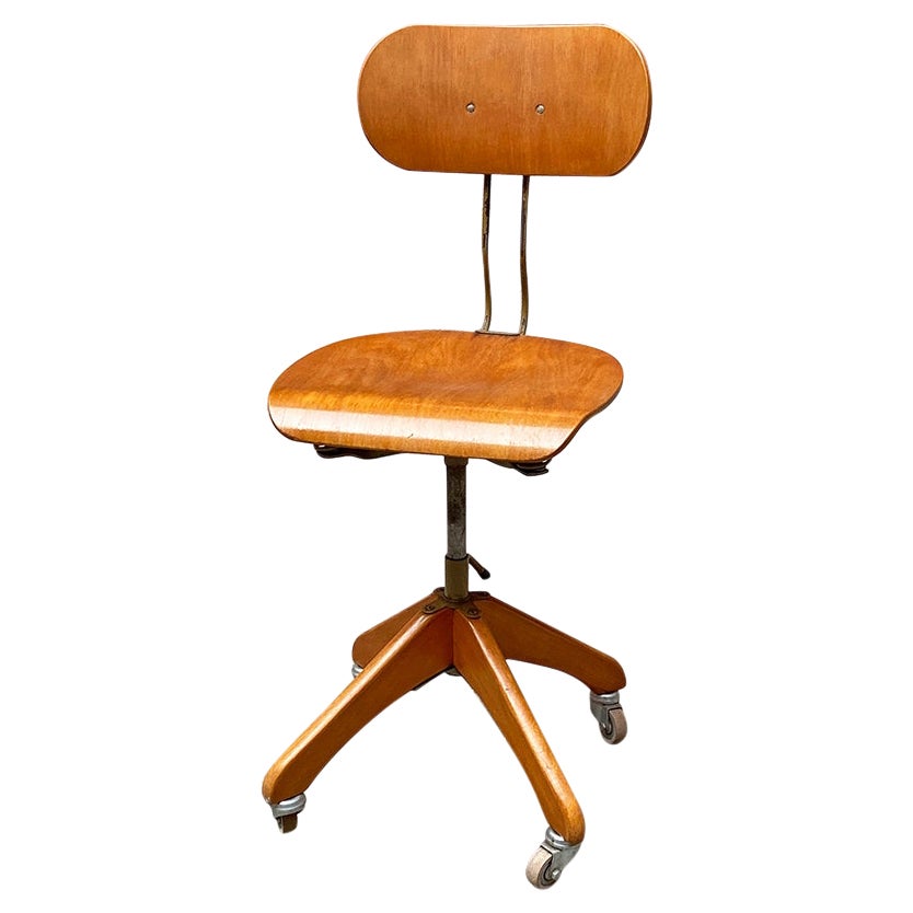 Deutsche Mid Century Beech and Metal Industrial Drafting Machine Stool, 1960s