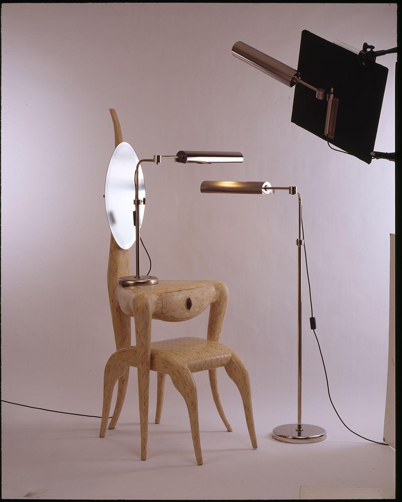 Hand-Crafted Deutsches Bauhaus, Swiveling, Brass Floor Lamp Edition, 