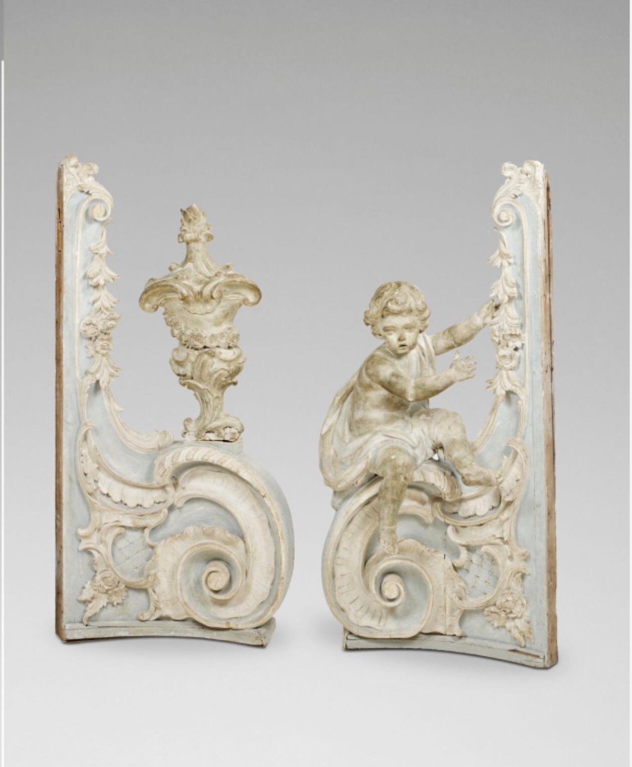 Sculpté Deux importants éléments de boiserie d'époque Louis XV en vente