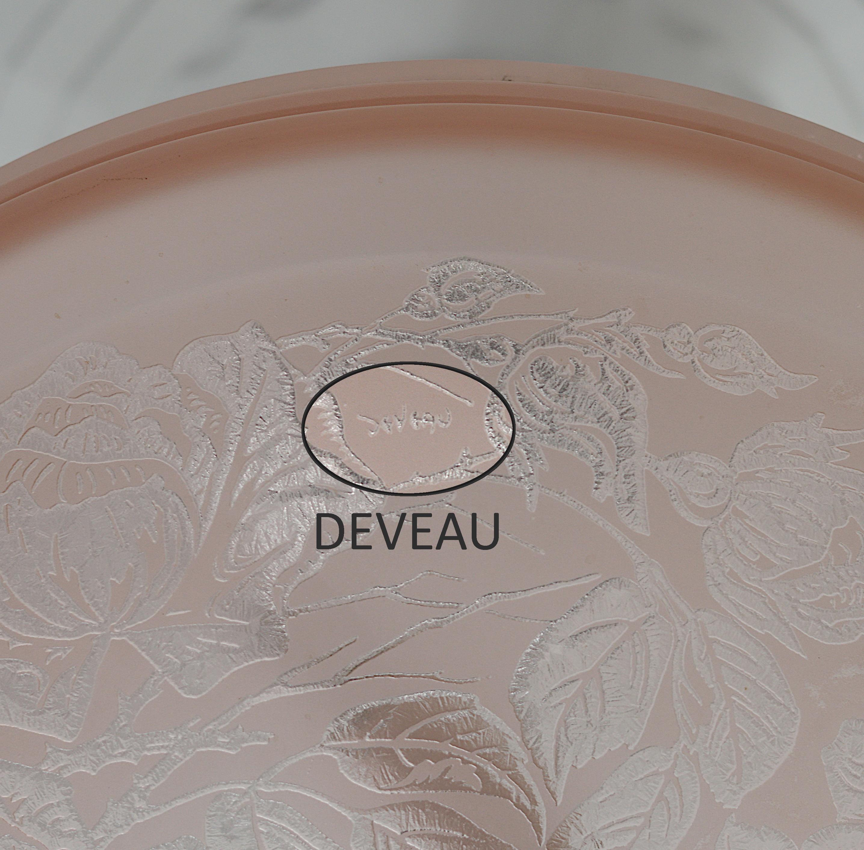 Deveau Lampadario a sospensione Art Deco francese con incisione all'acido 1920 in vendita 2