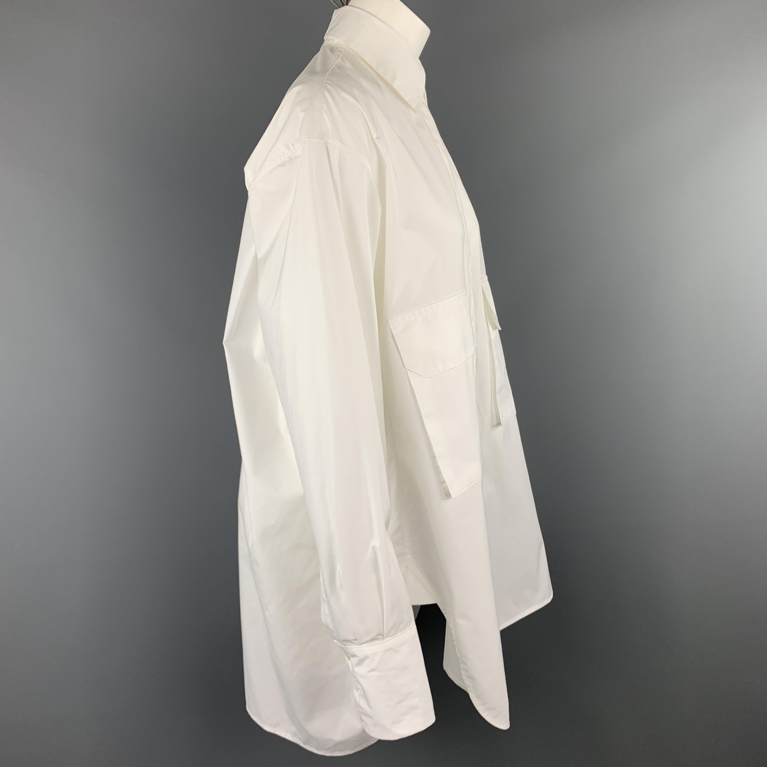 DEVEAUX New York Size 8 White Cotton MAX SHIRT Oversized Blouse In New Condition In San Francisco, CA