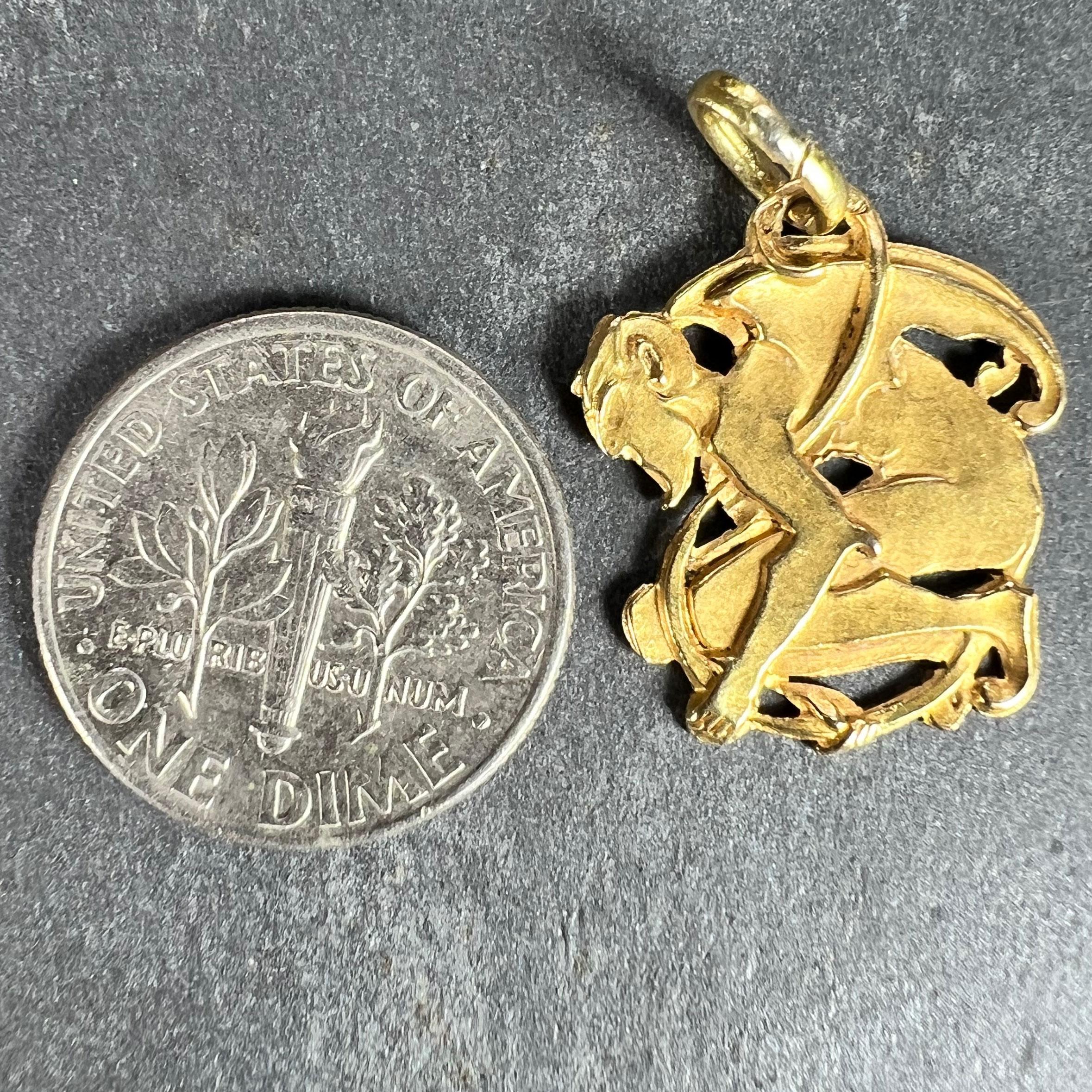 Ciondolo portafortuna Devil in oro giallo 18K in vendita 7