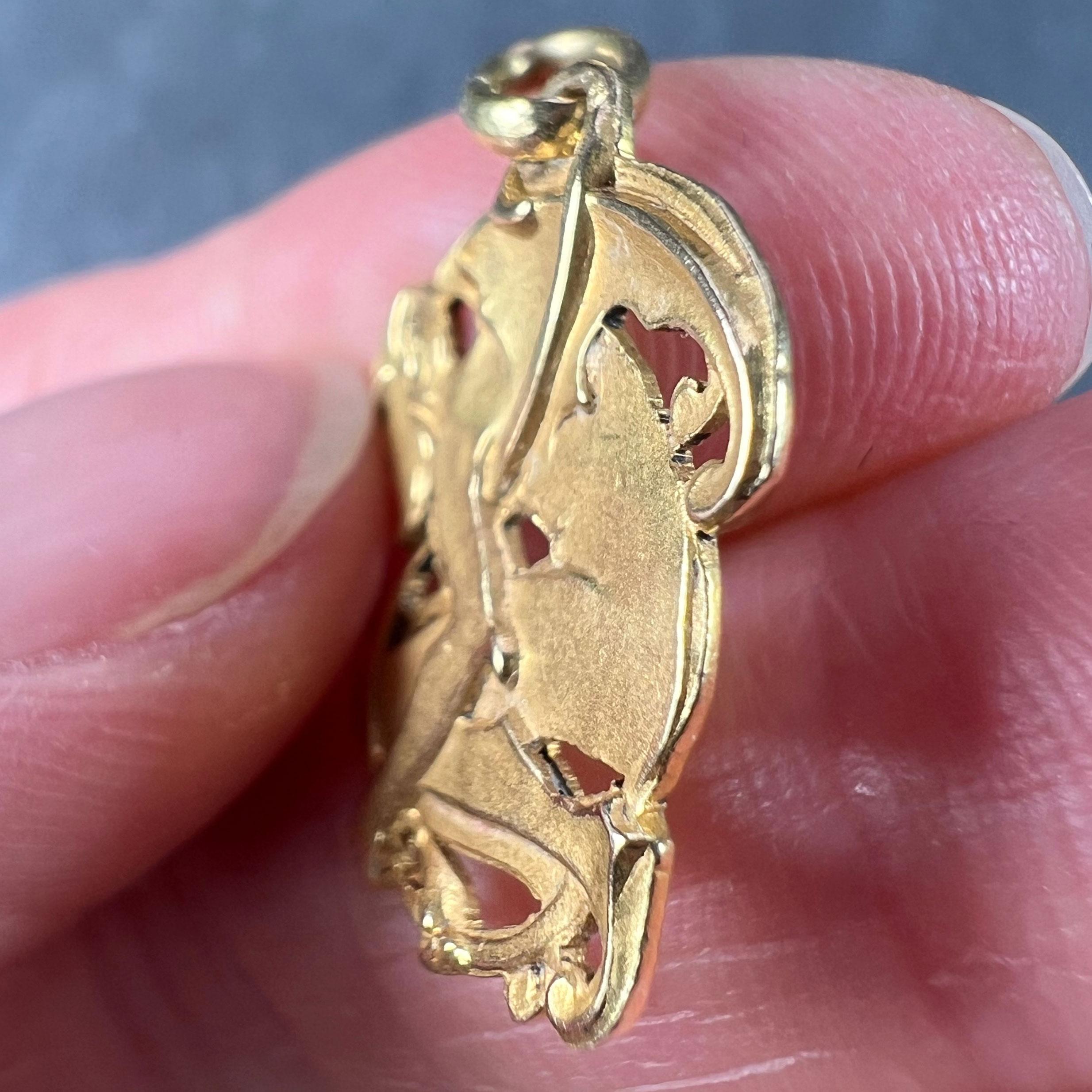 Ciondolo portafortuna Devil in oro giallo 18K in vendita 3